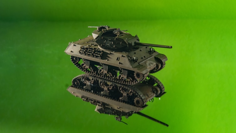 A green screen with a picture of a tank