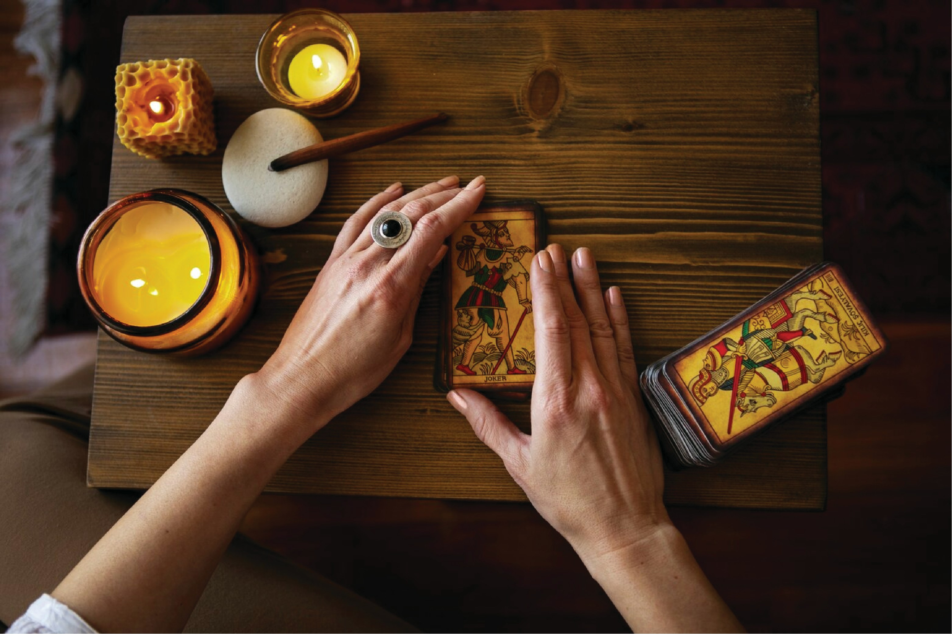 As Cartas Não Mentem: Como o Tarot Revela o Que Você Ainda Não Consegue Dizer em Voz Alta