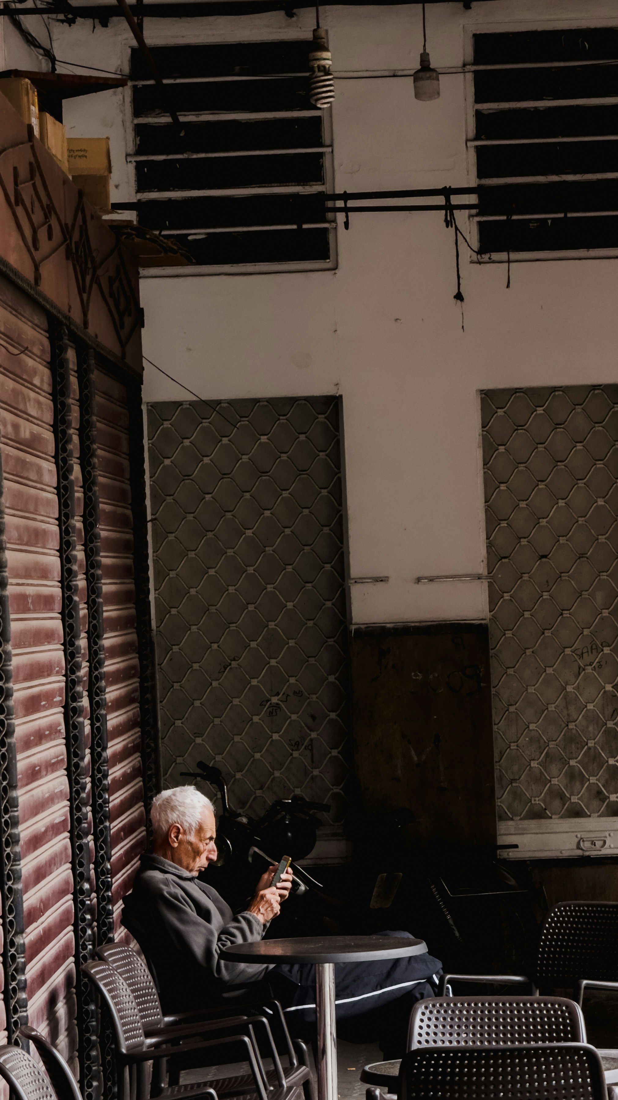 Photo by wailnaceur__unsplash