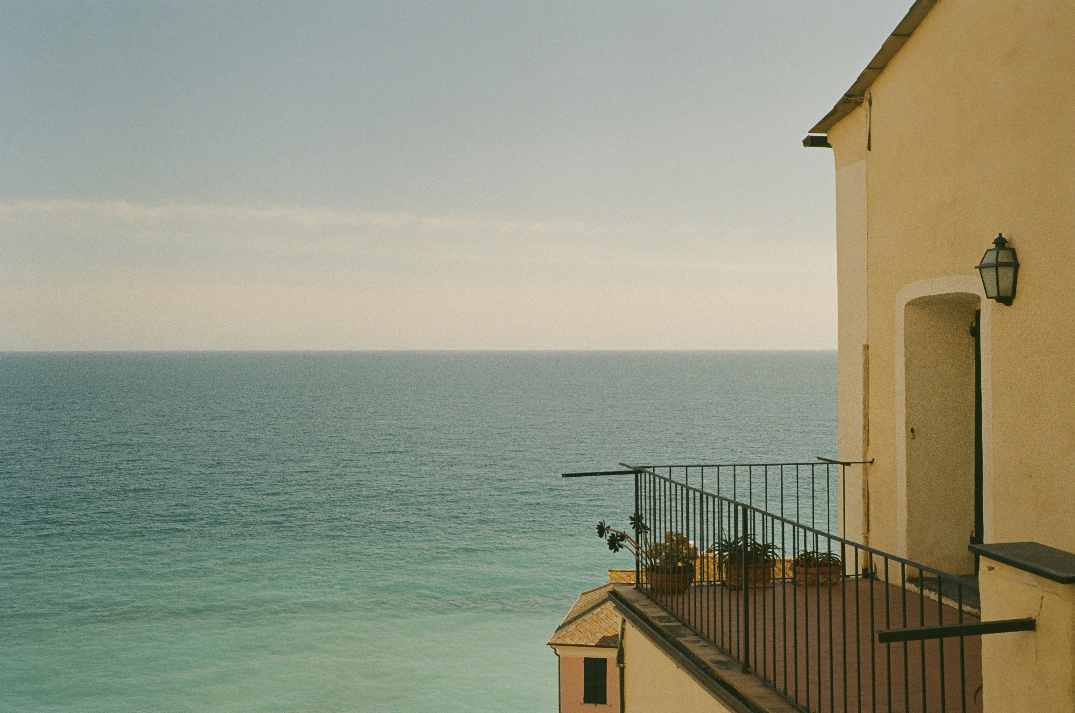 Photo by markusspiske