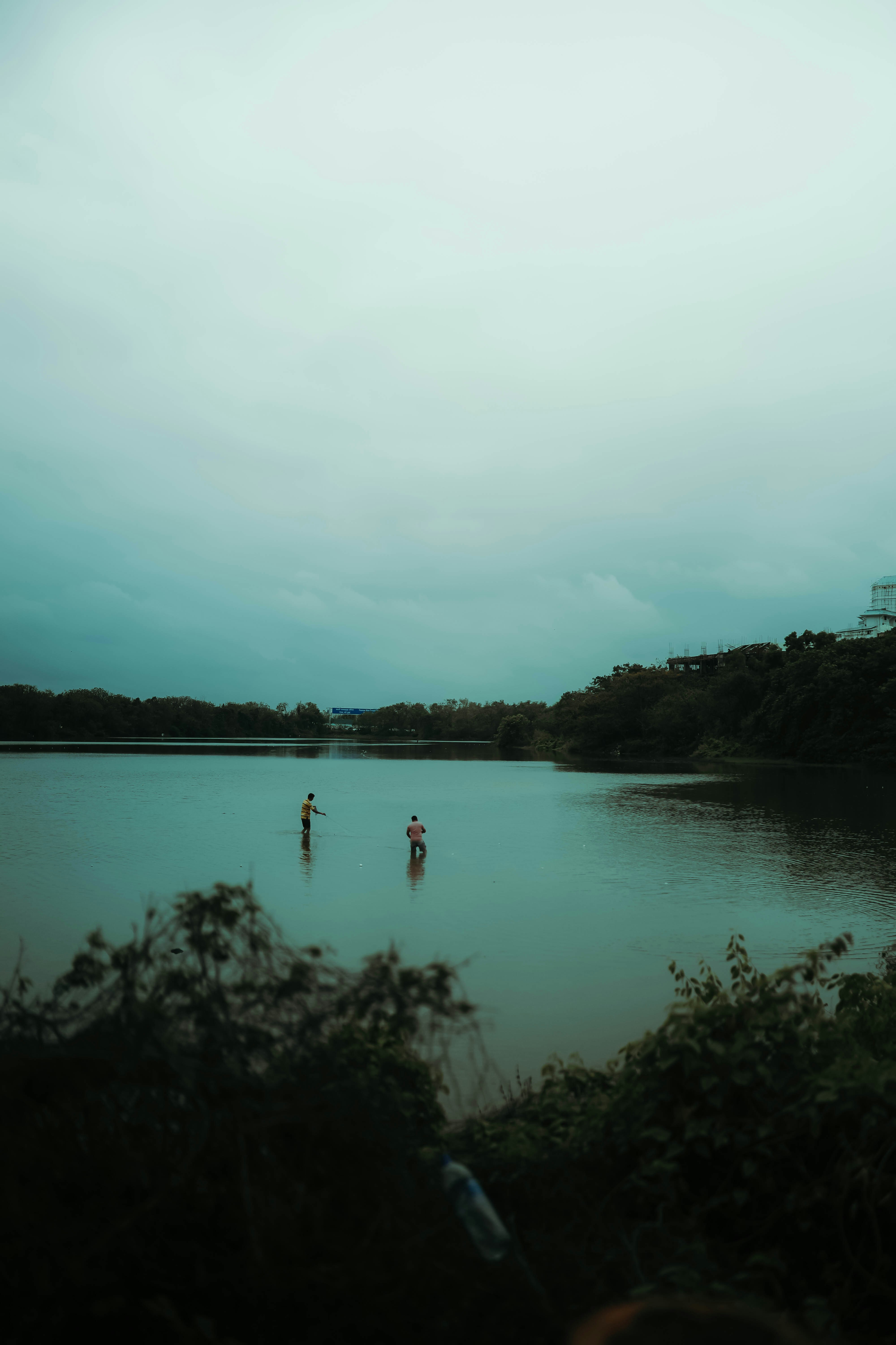 black and white bed linen