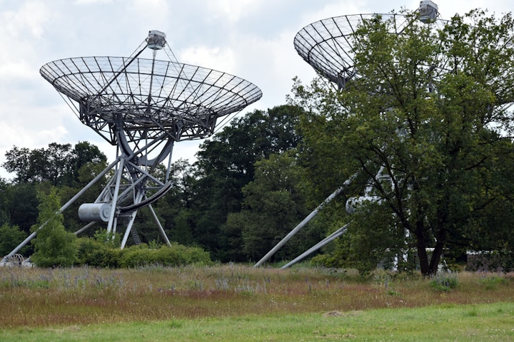 Signál "Wow!": Rozlúštené tajomstvo alebo stále len vesmírna hádanka?