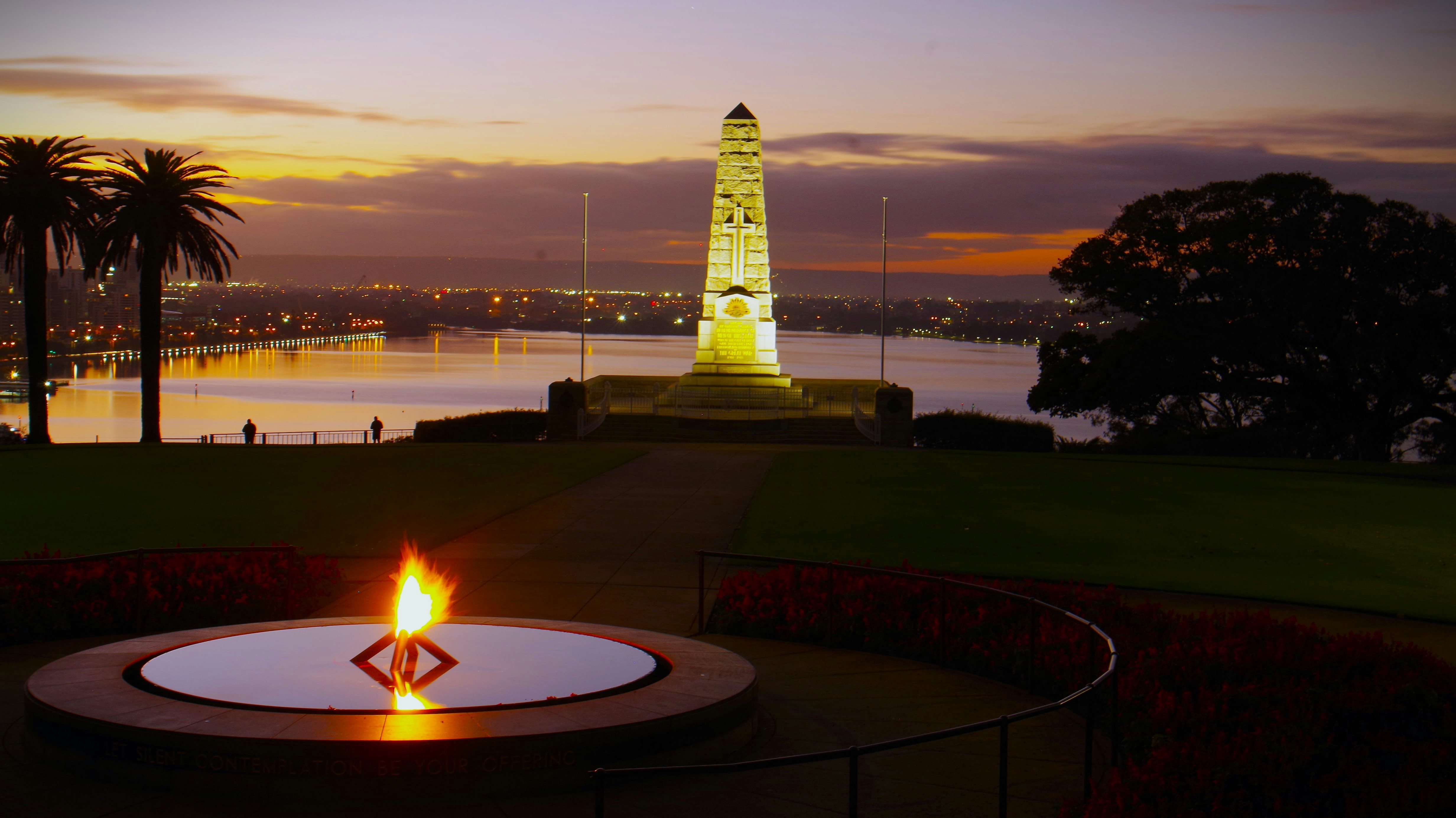 Shrine of Remembrance: Mengenang Pahlawan Australia & Tetap Terhubung dengan eSIM