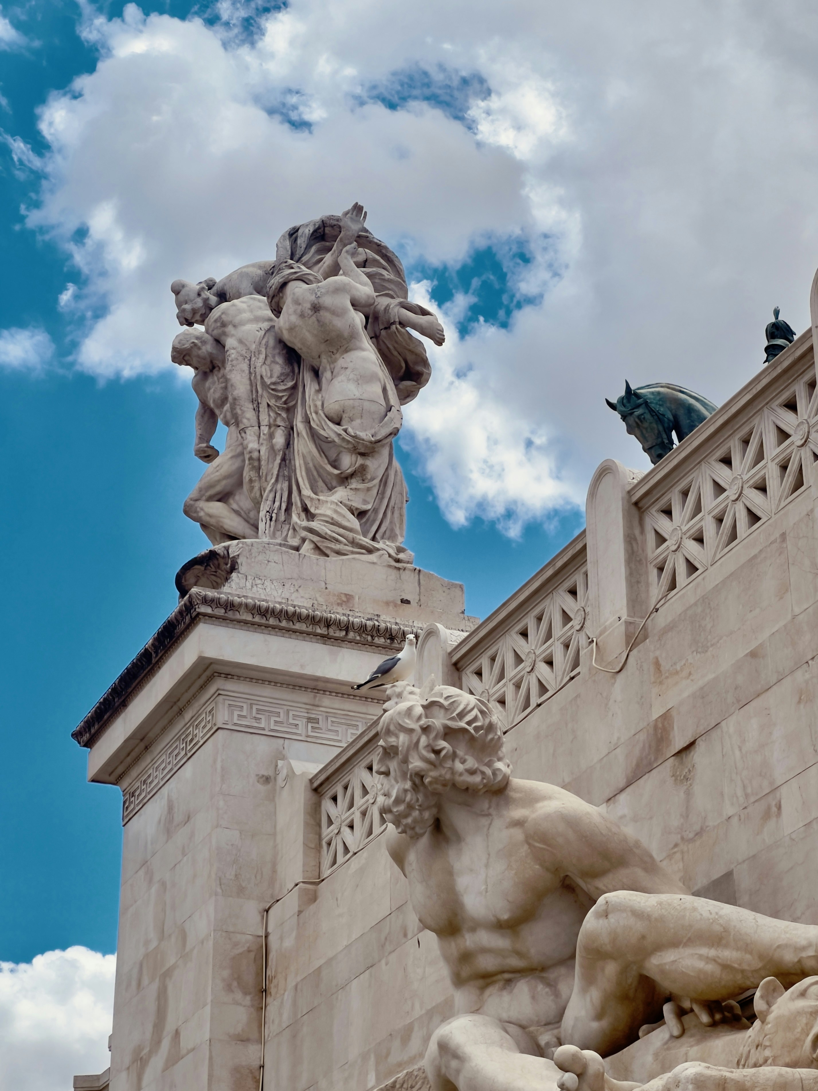 Photo by tieukhoimai