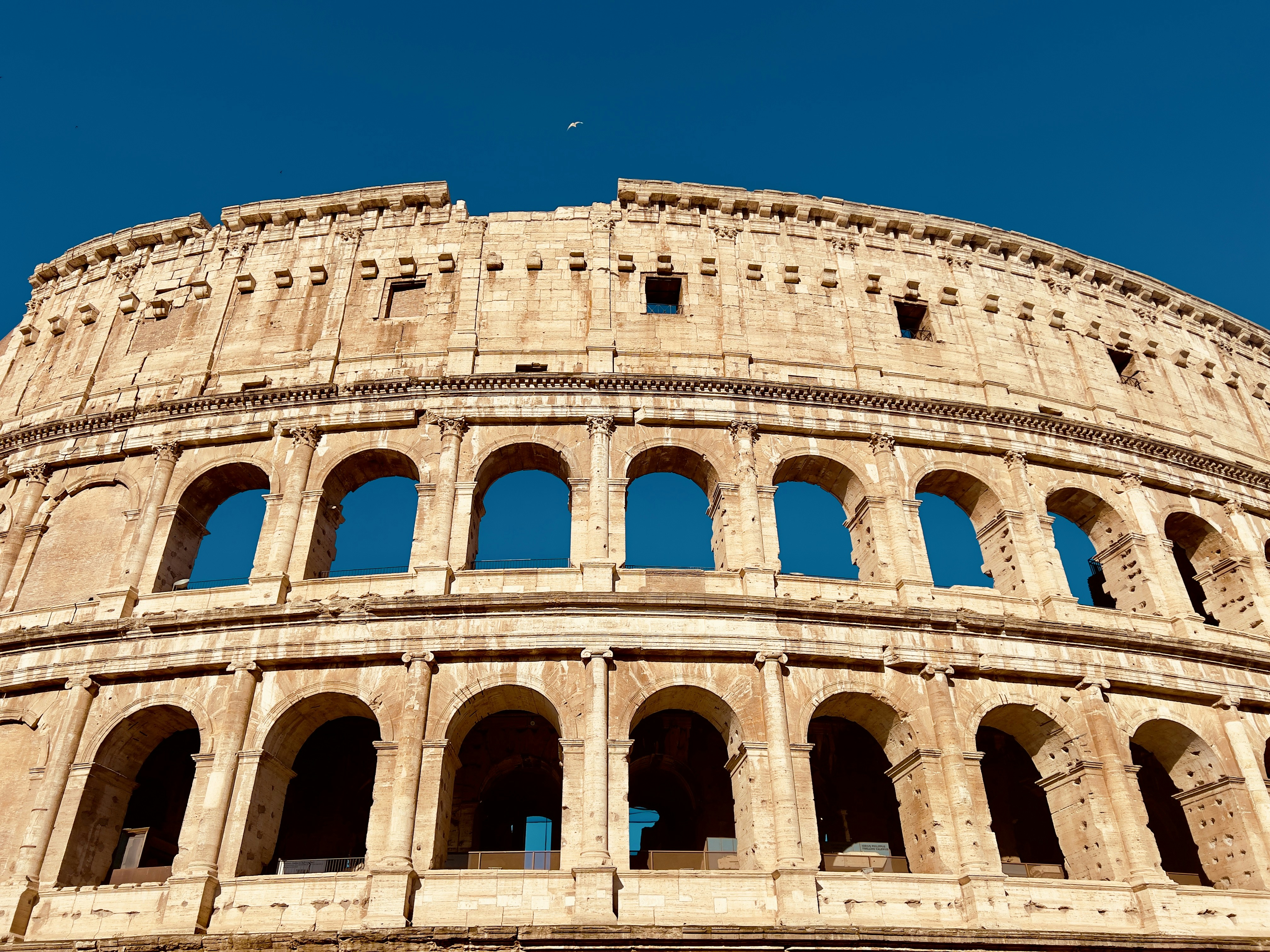 Photo by tieukhoimai