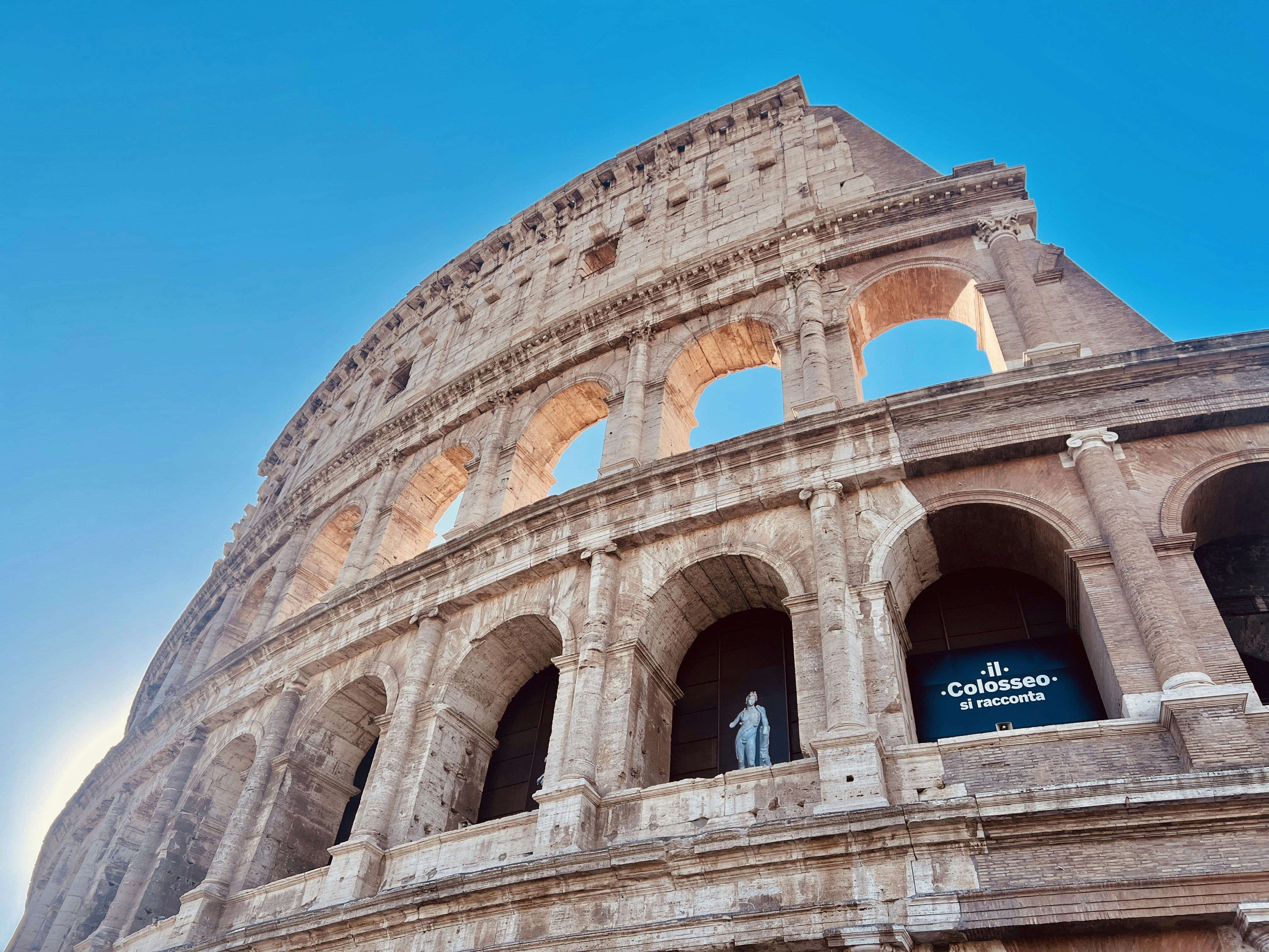 Photo by tieukhoimai