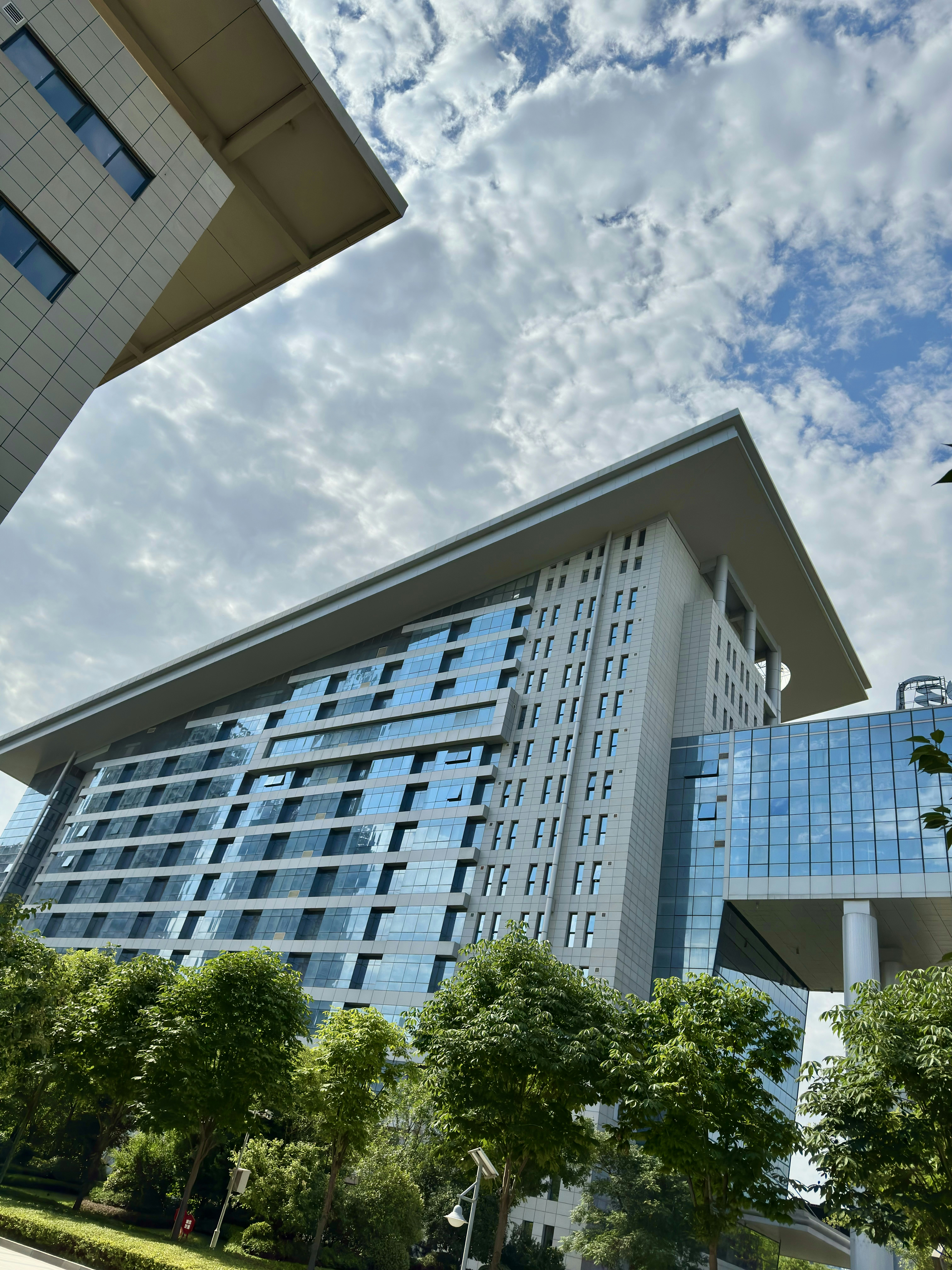 Photo by maooooozaizi