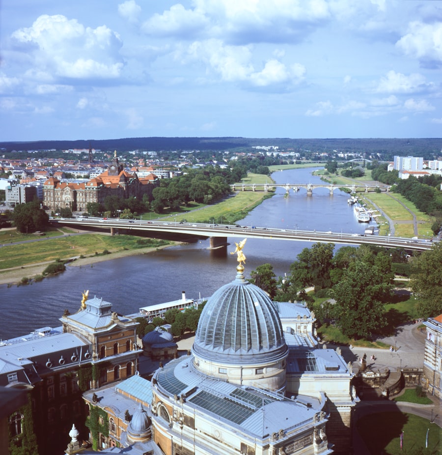 Elbtal aus der Luft – Immobilienmarkt zwischen Cottbus und Dresden