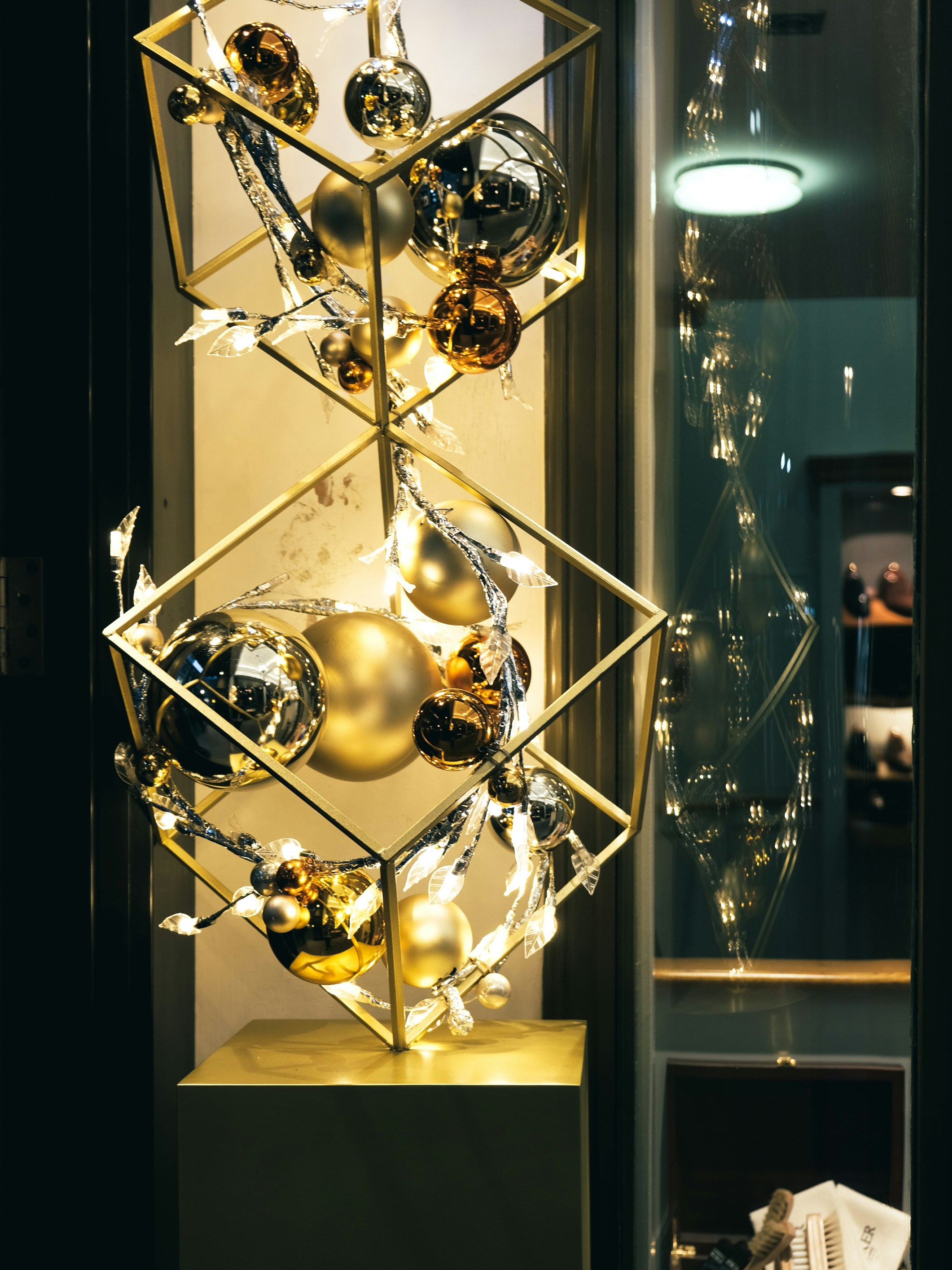 Urban Spotlight Arcade