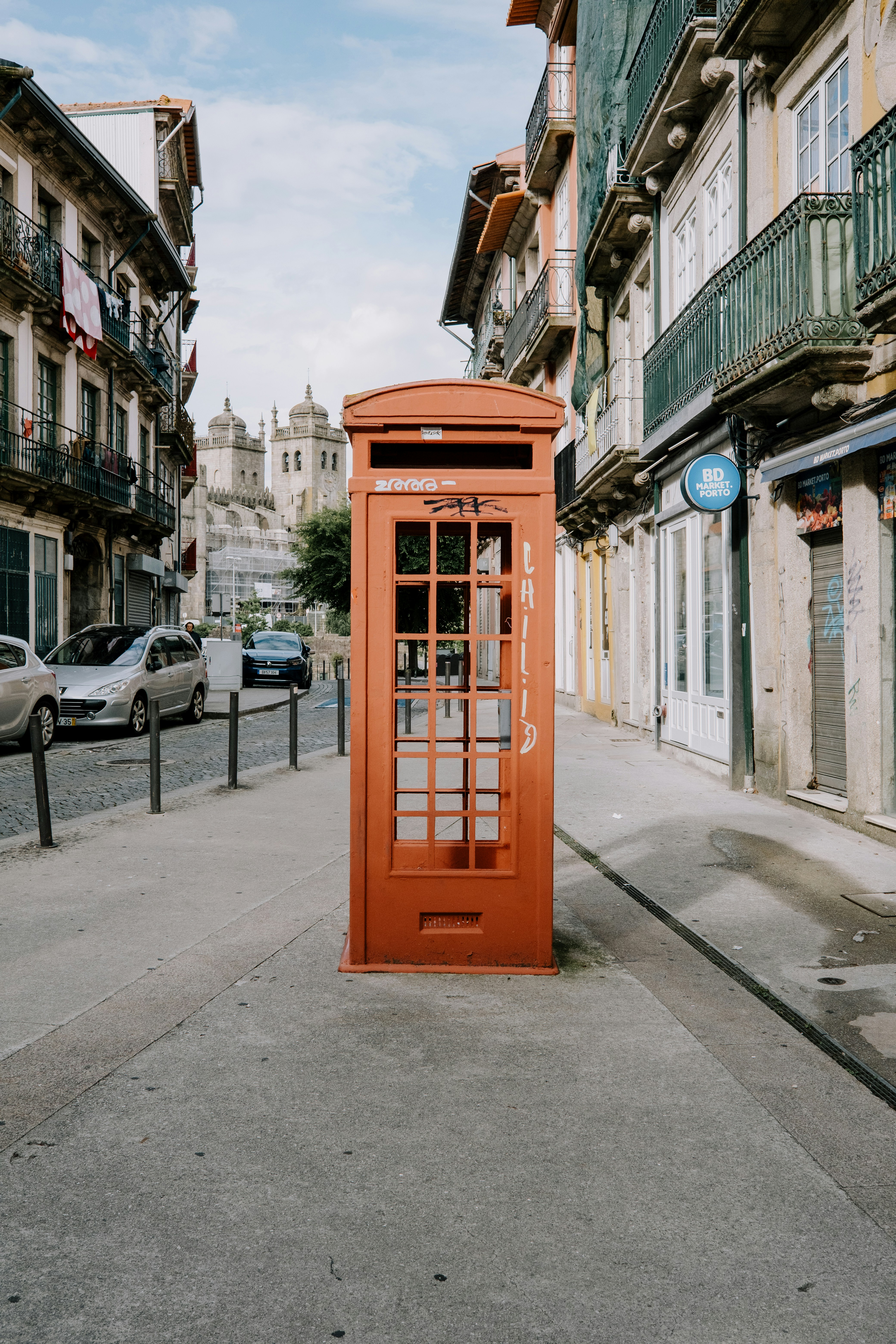 Physical SIM Cards: The Complete Purchase and Setup Guide