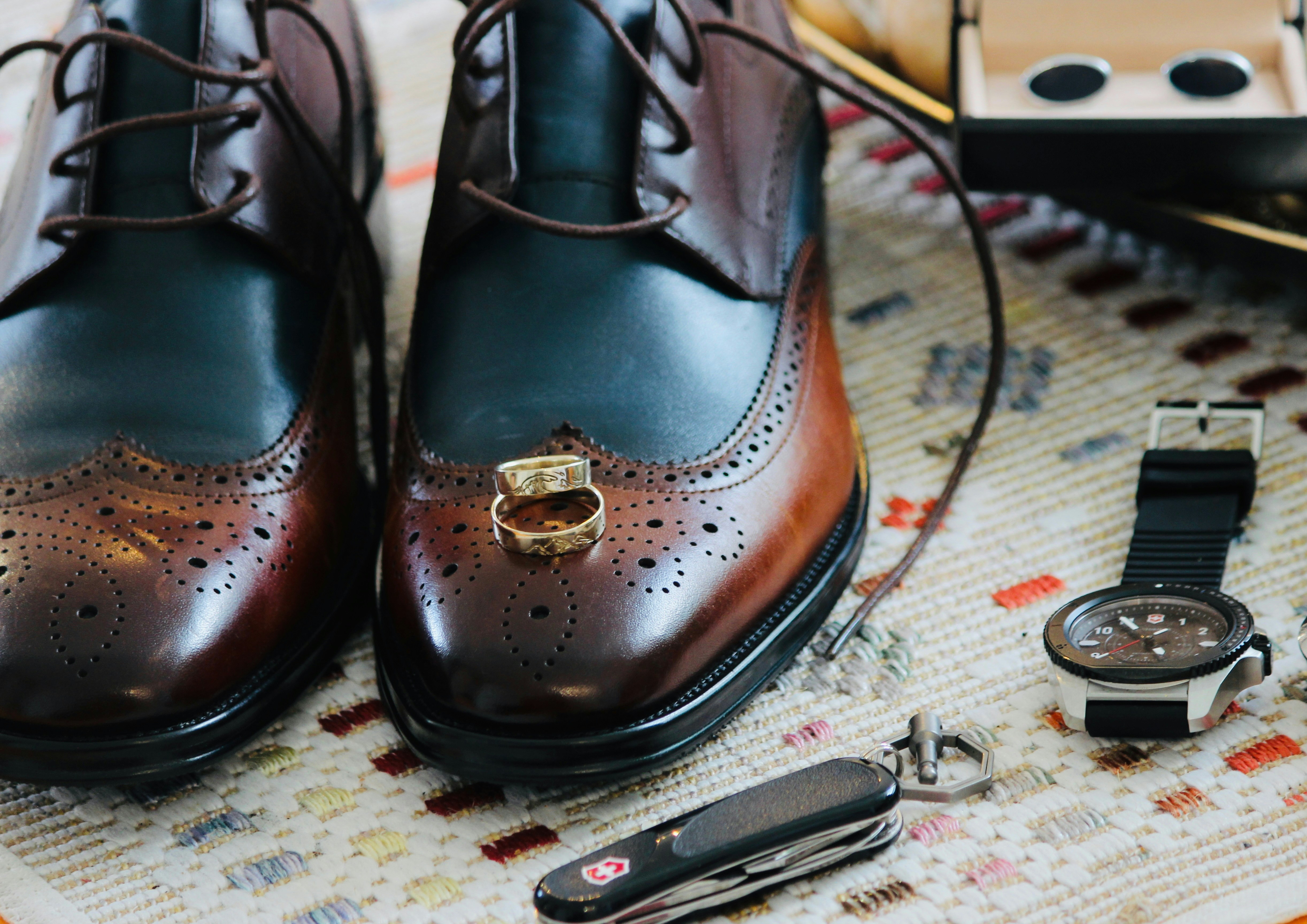 12 Everyday Style Essentials for Work-Friendly Shoes