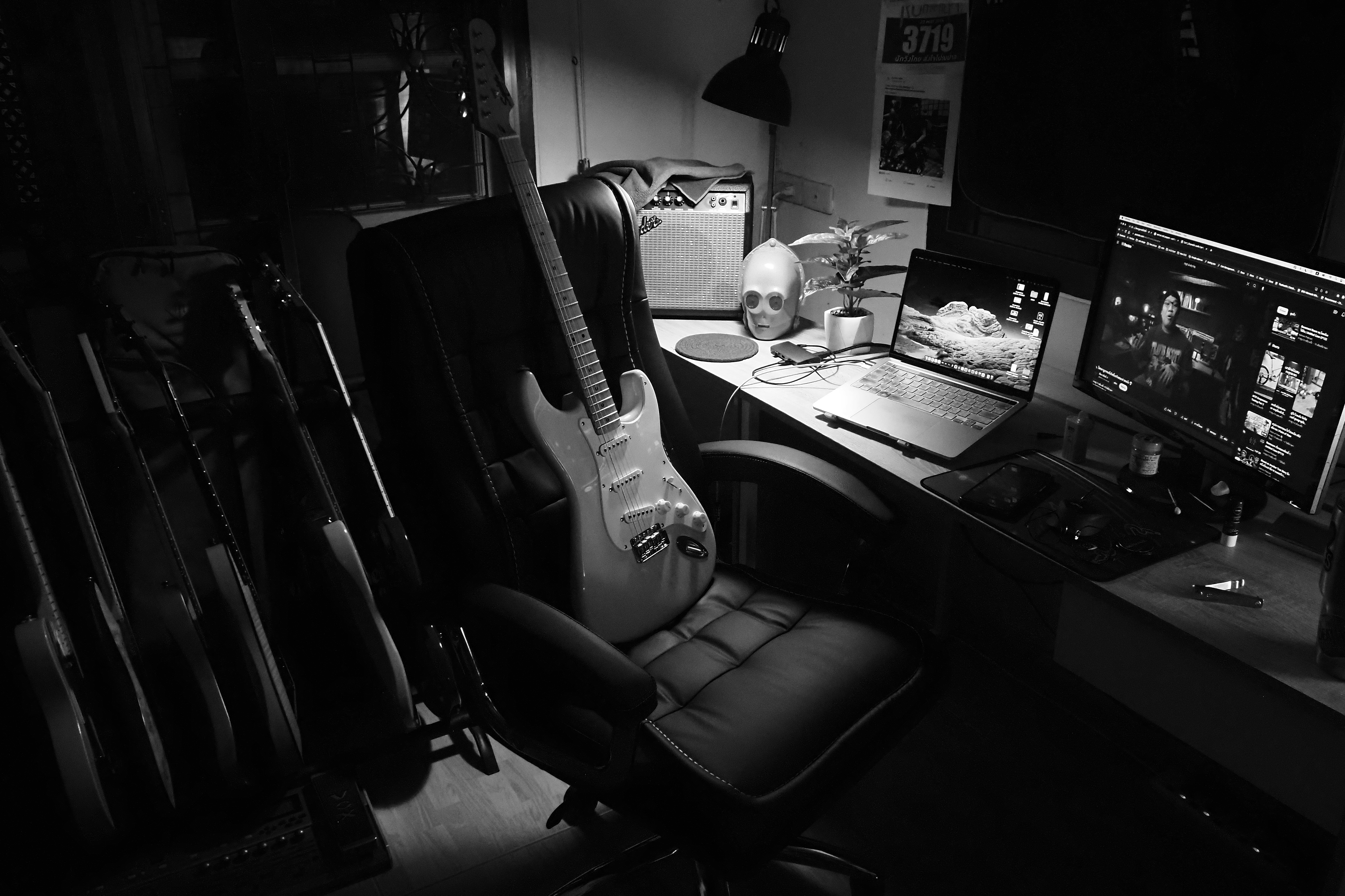 Bedroom studio