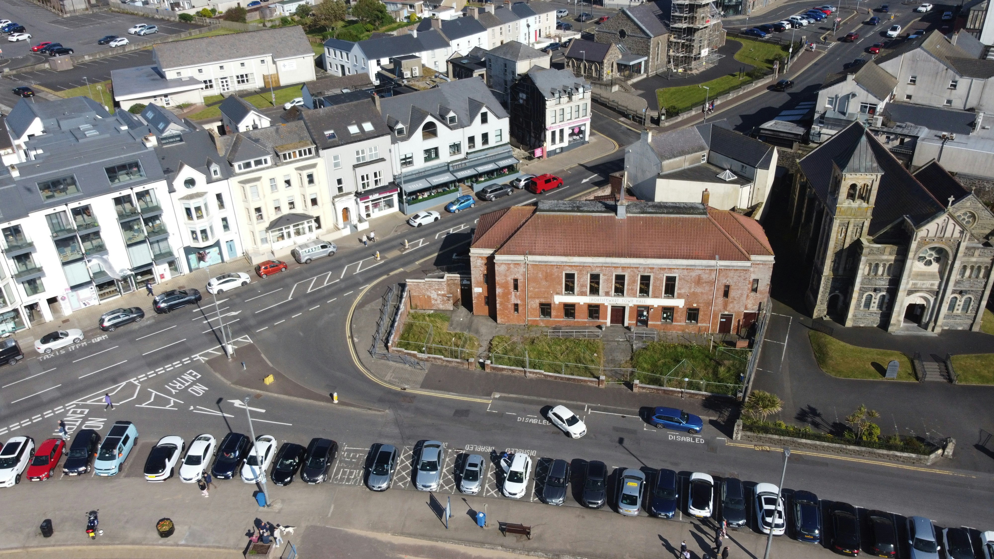 Photo by geoffreymoffett