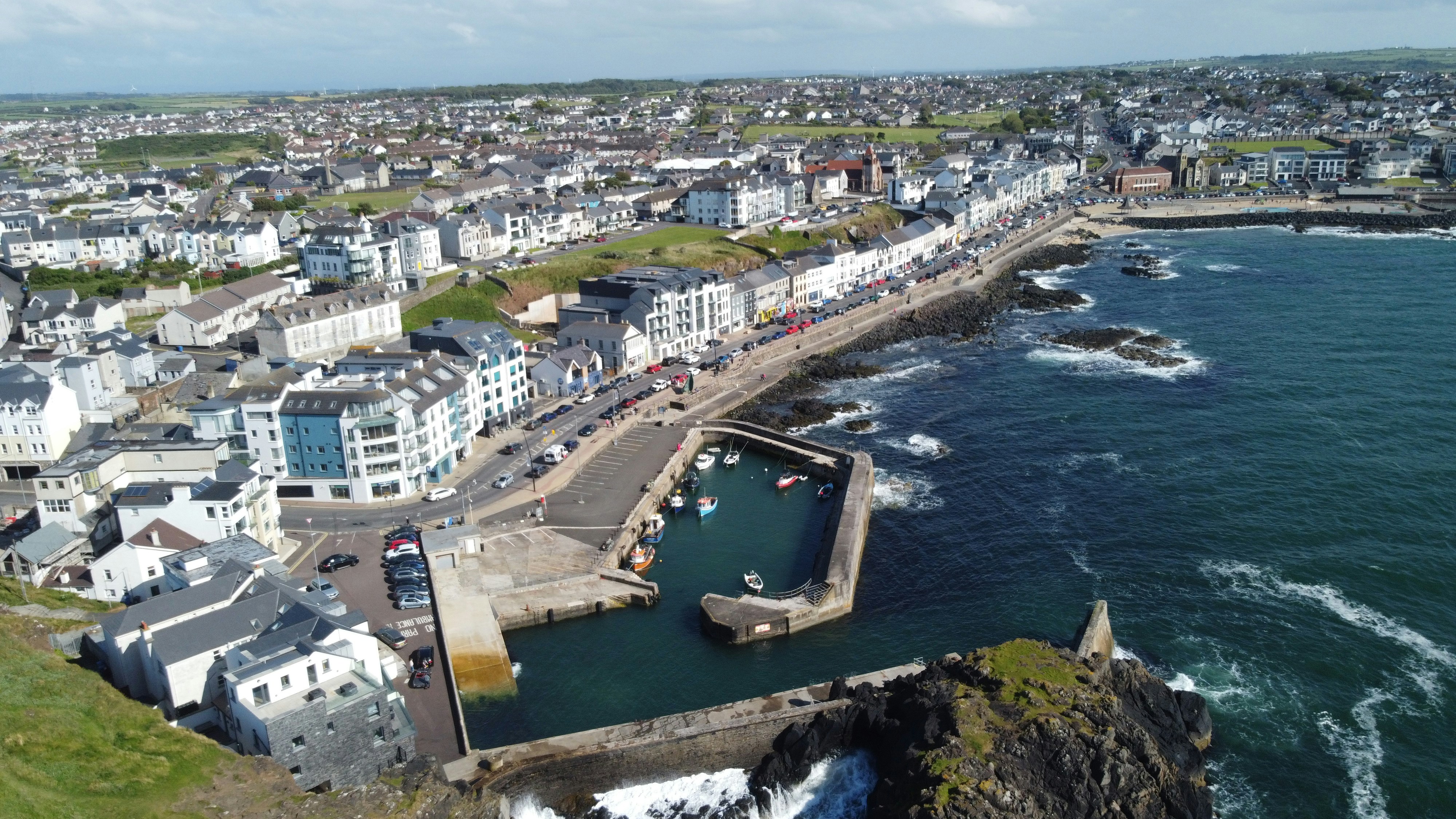 Photo by geoffreymoffett