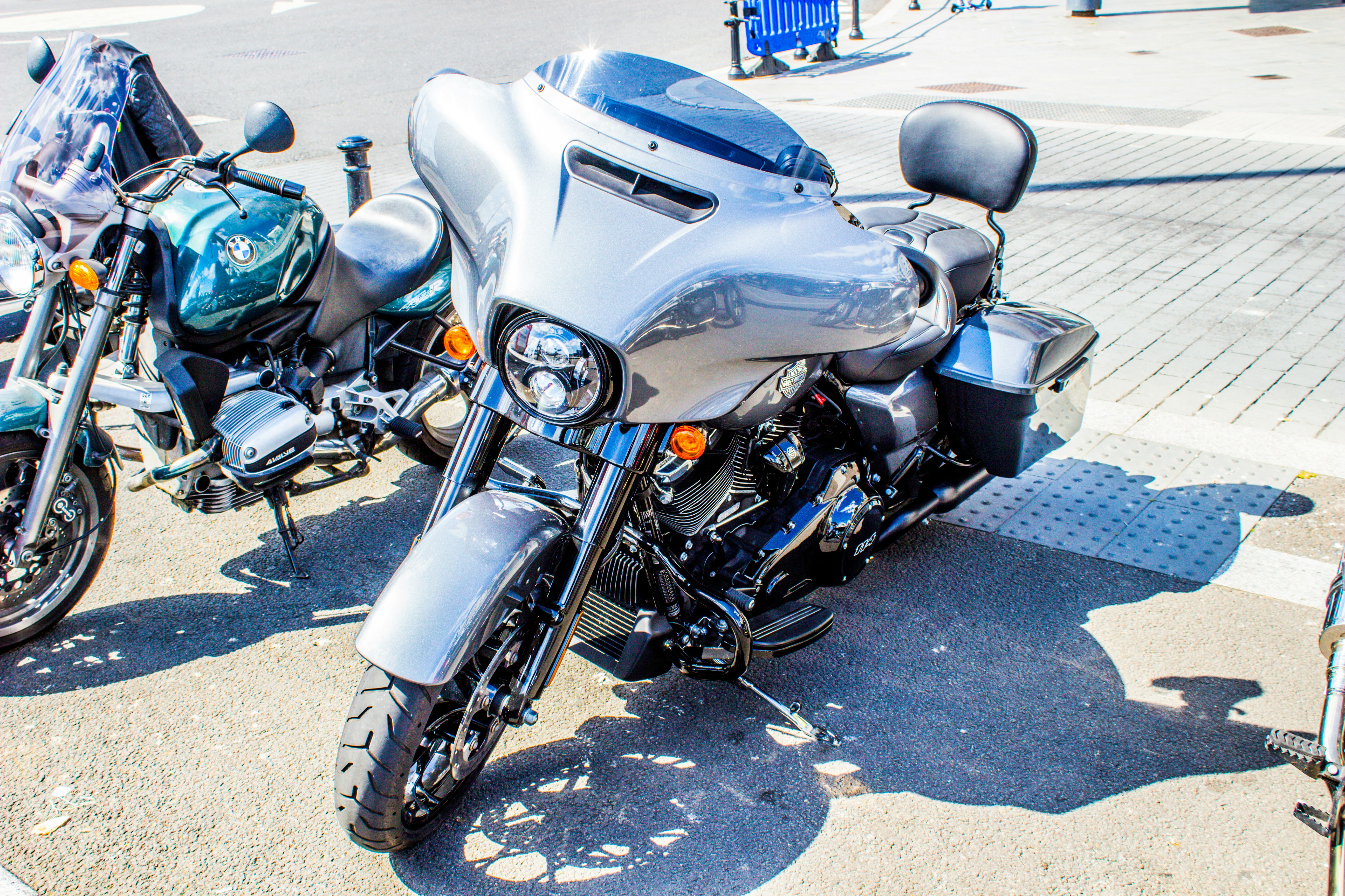 The Evolution of Light Electric Dirt Bikes: Comparing Features and Performance