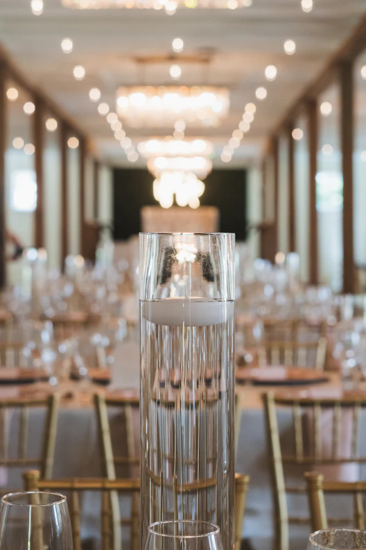 A room filled with lots of tables and chairs