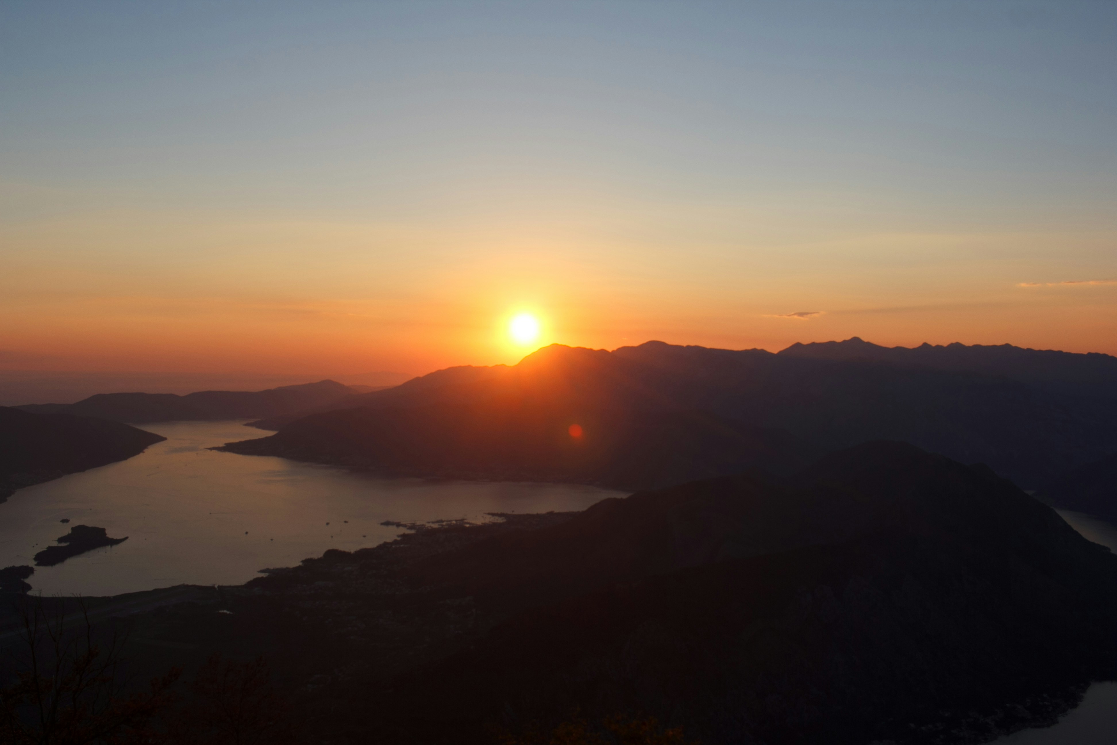 Photo by romanvolkov