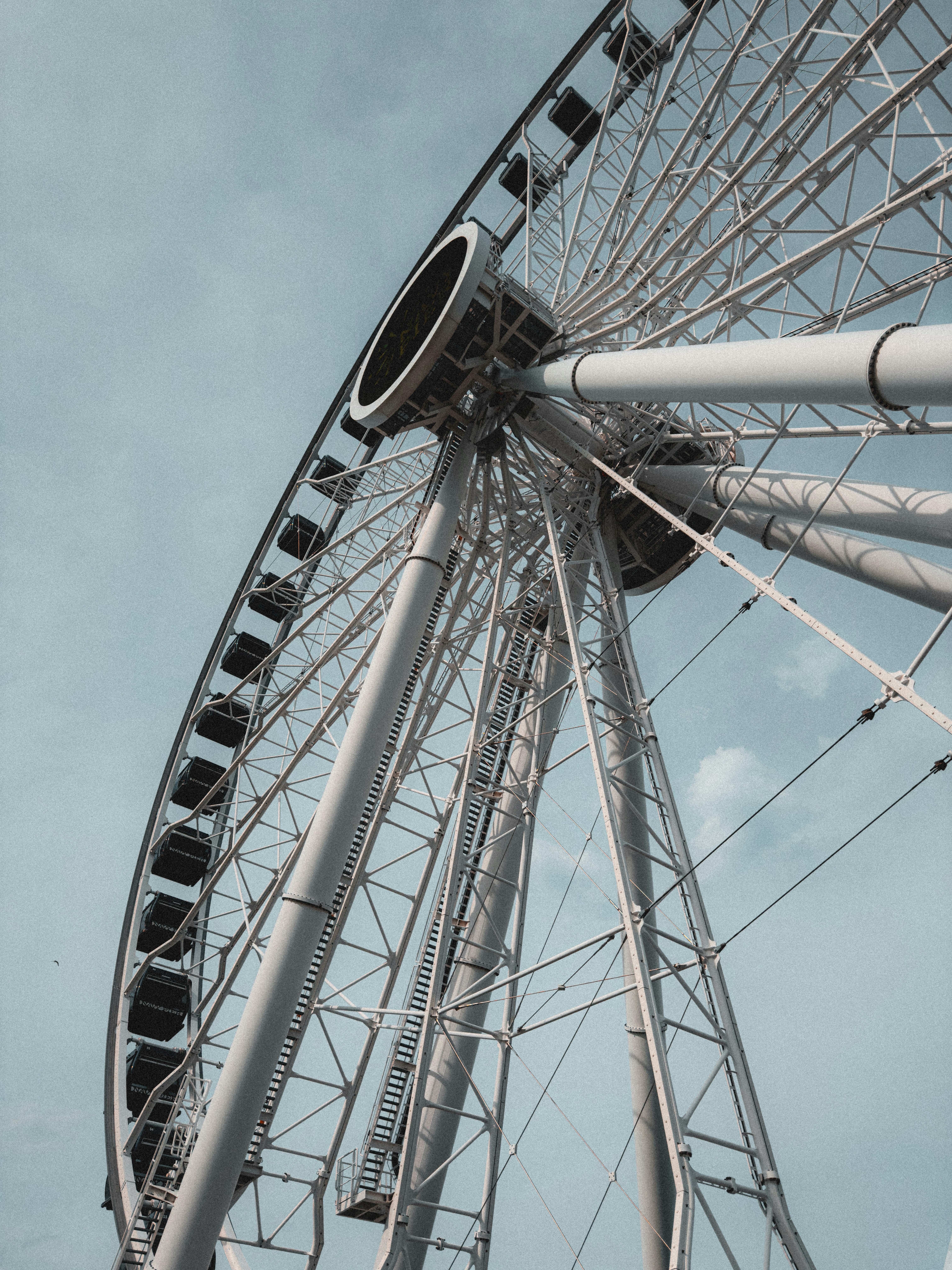 Photo by allenboguslavsky