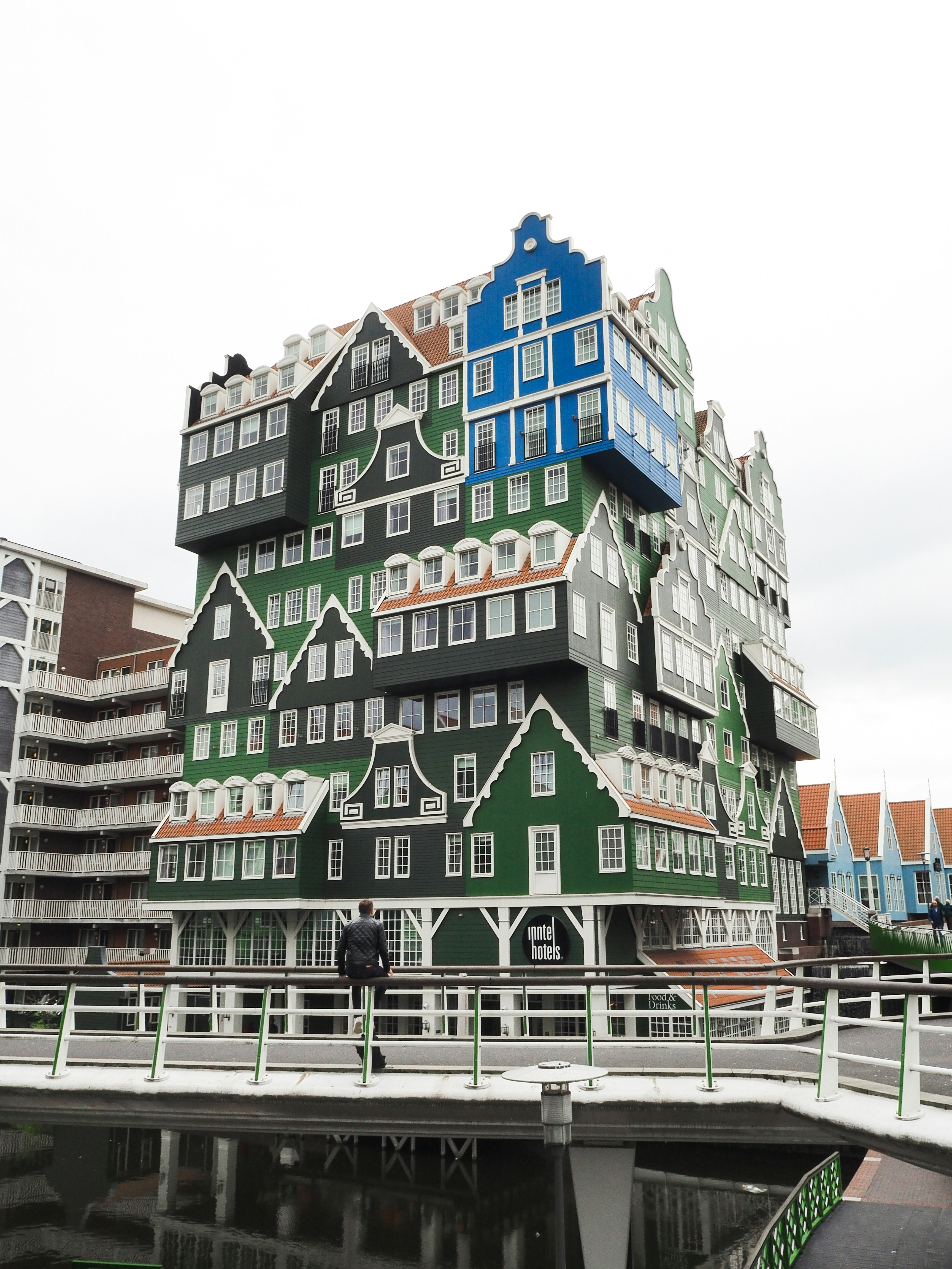 Sanctions Become Total: Deripaska Advises Russia to Tap Into Malaysian and African Markets