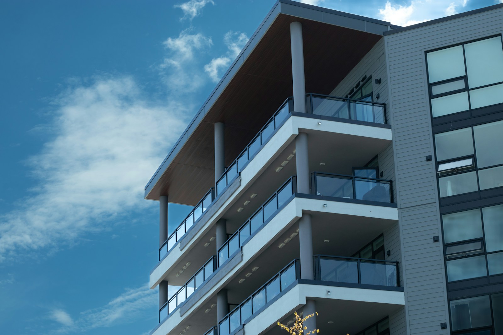 September 2024 Victoria Real Estate Board Condo Stats
