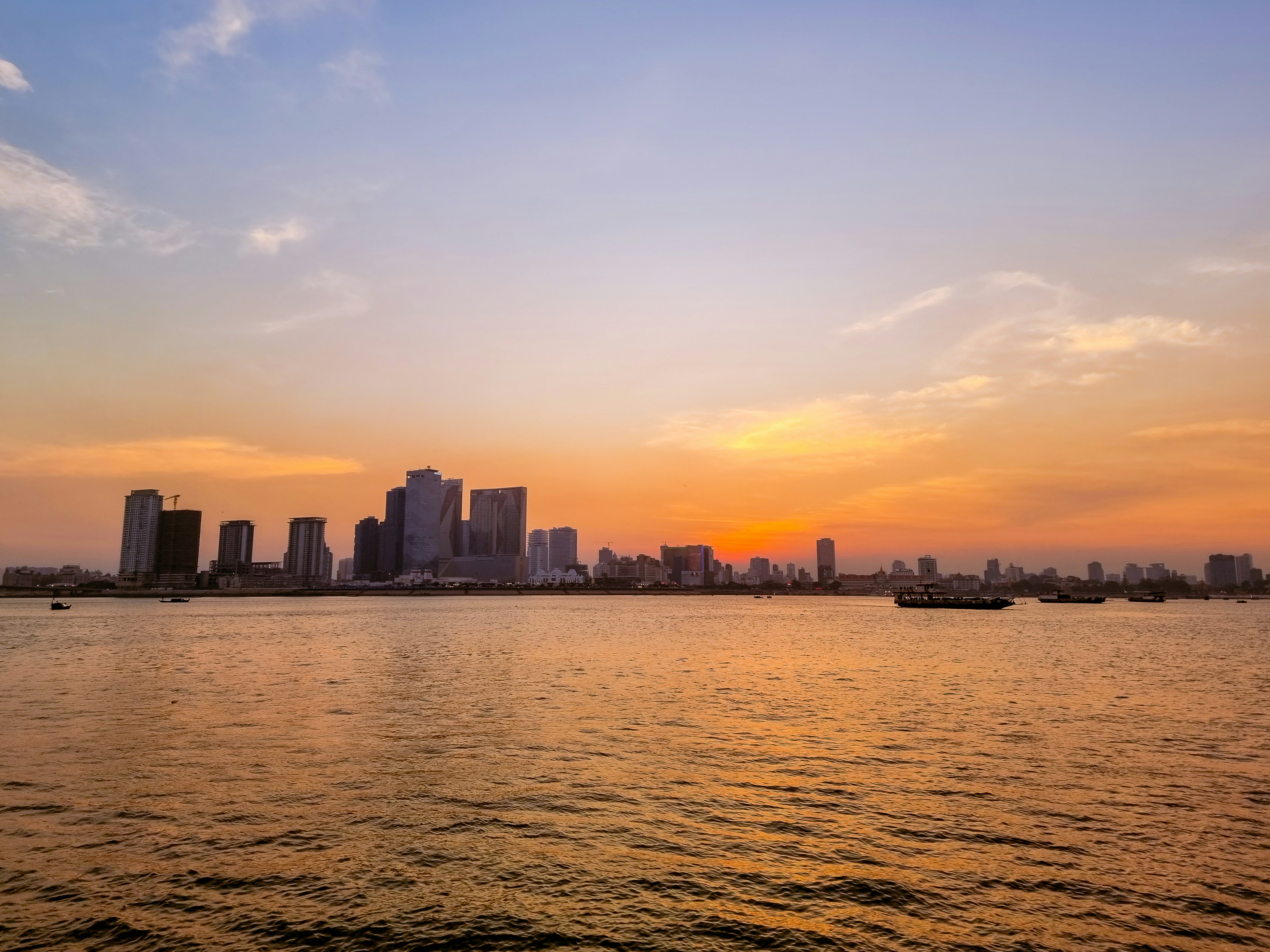 Photo by thoeunratana