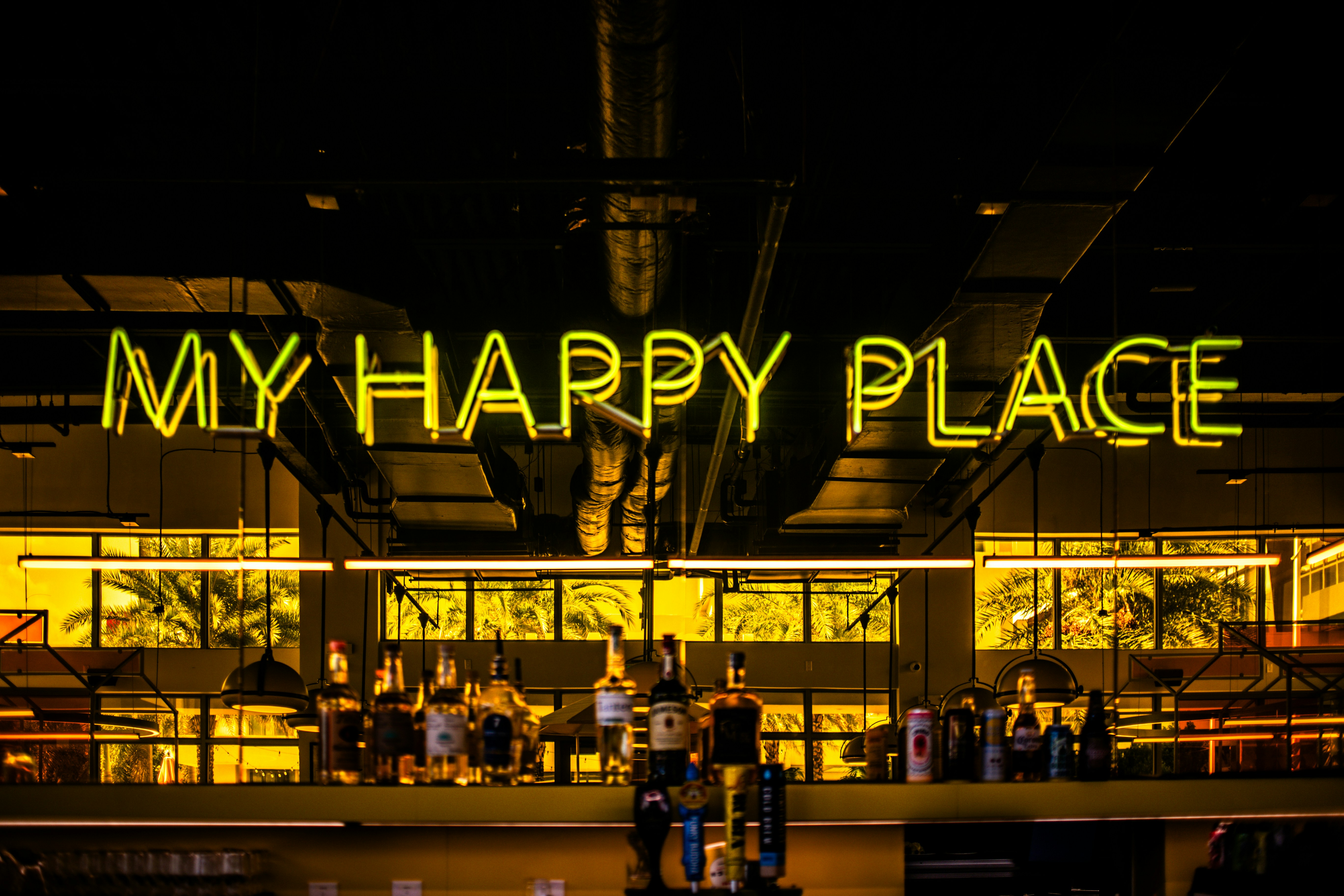 Happy restaurant atmosphere