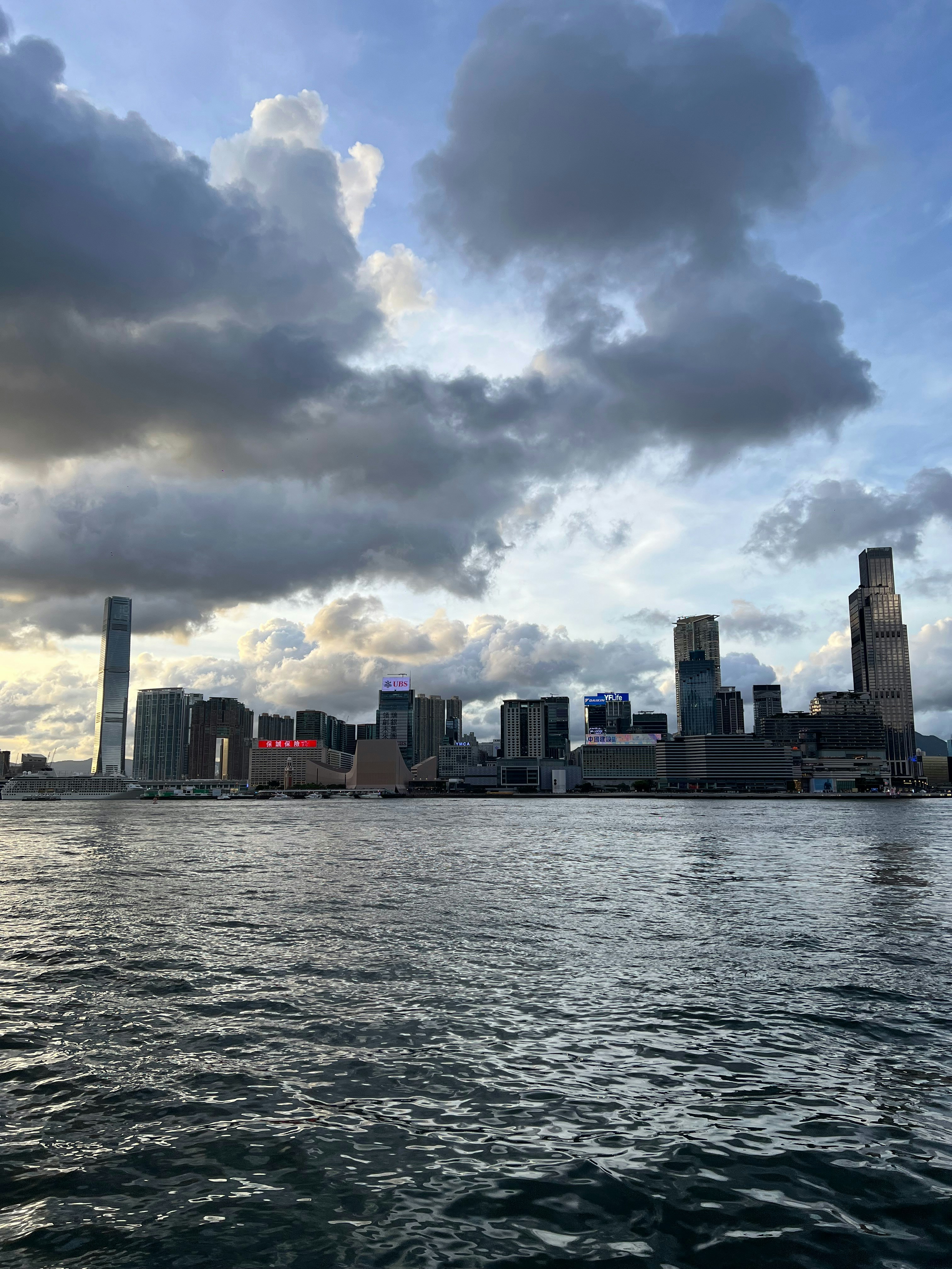 Photo by i_am_5_percent