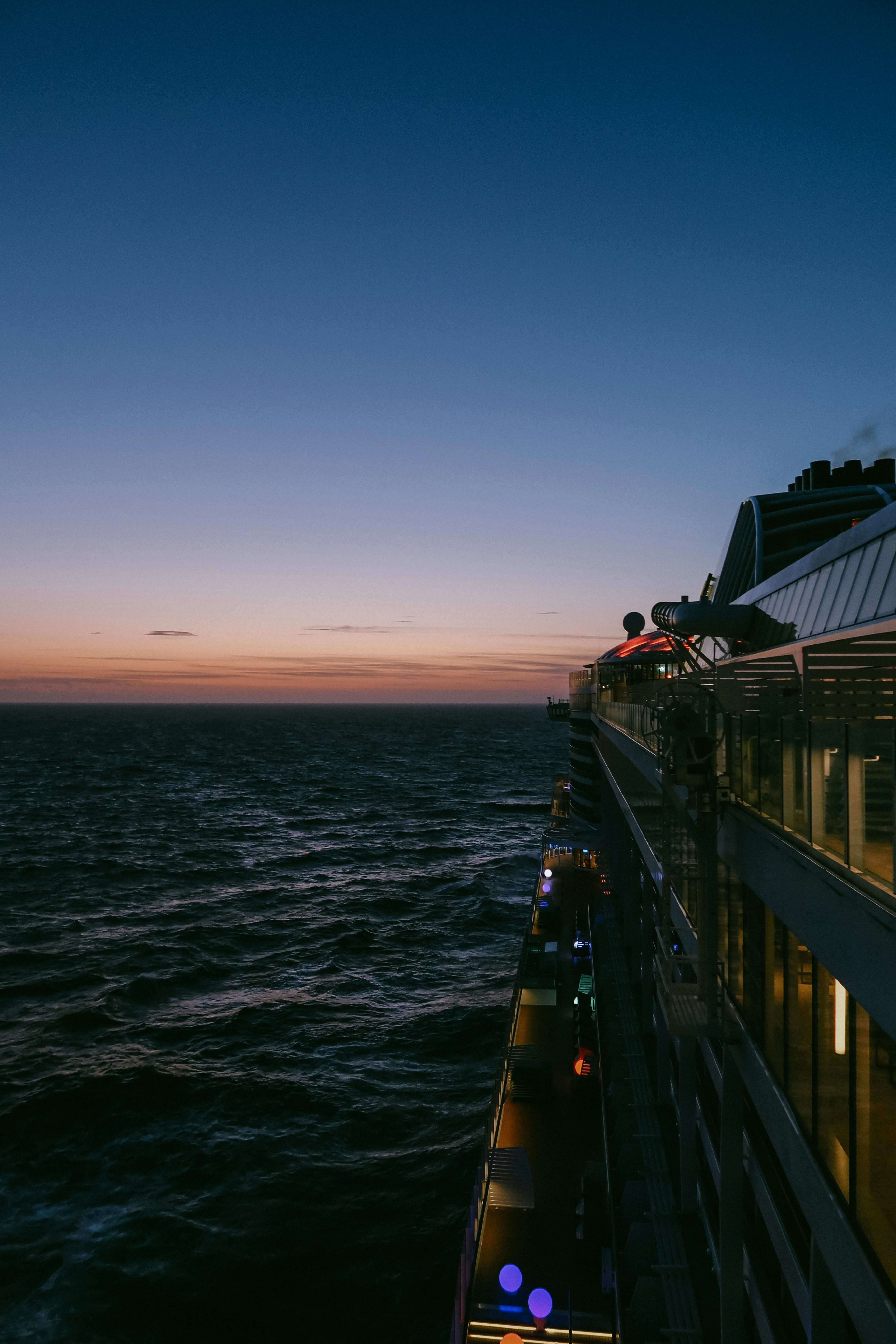 Photo by flowerandleaves