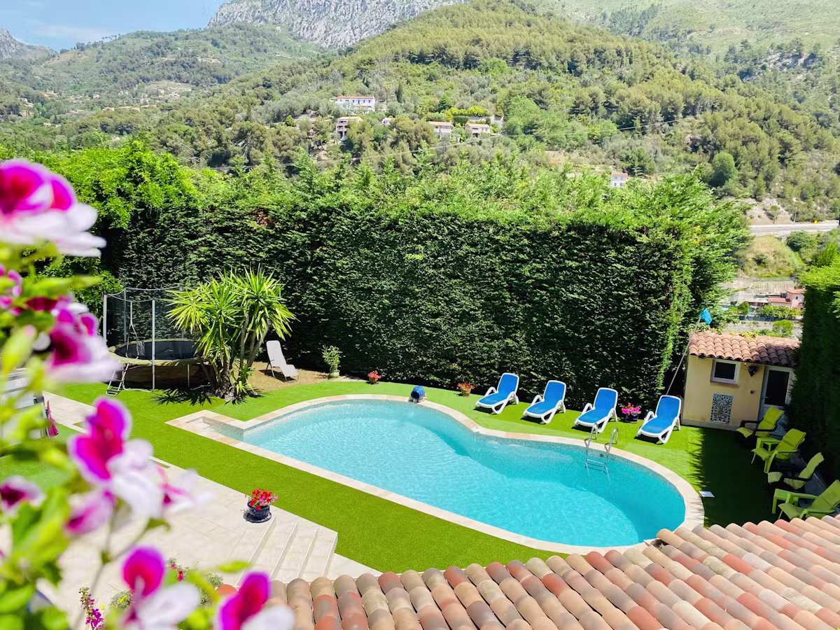Lumineux villa au calme à Grimaud — Villa · Grimaud, Provence