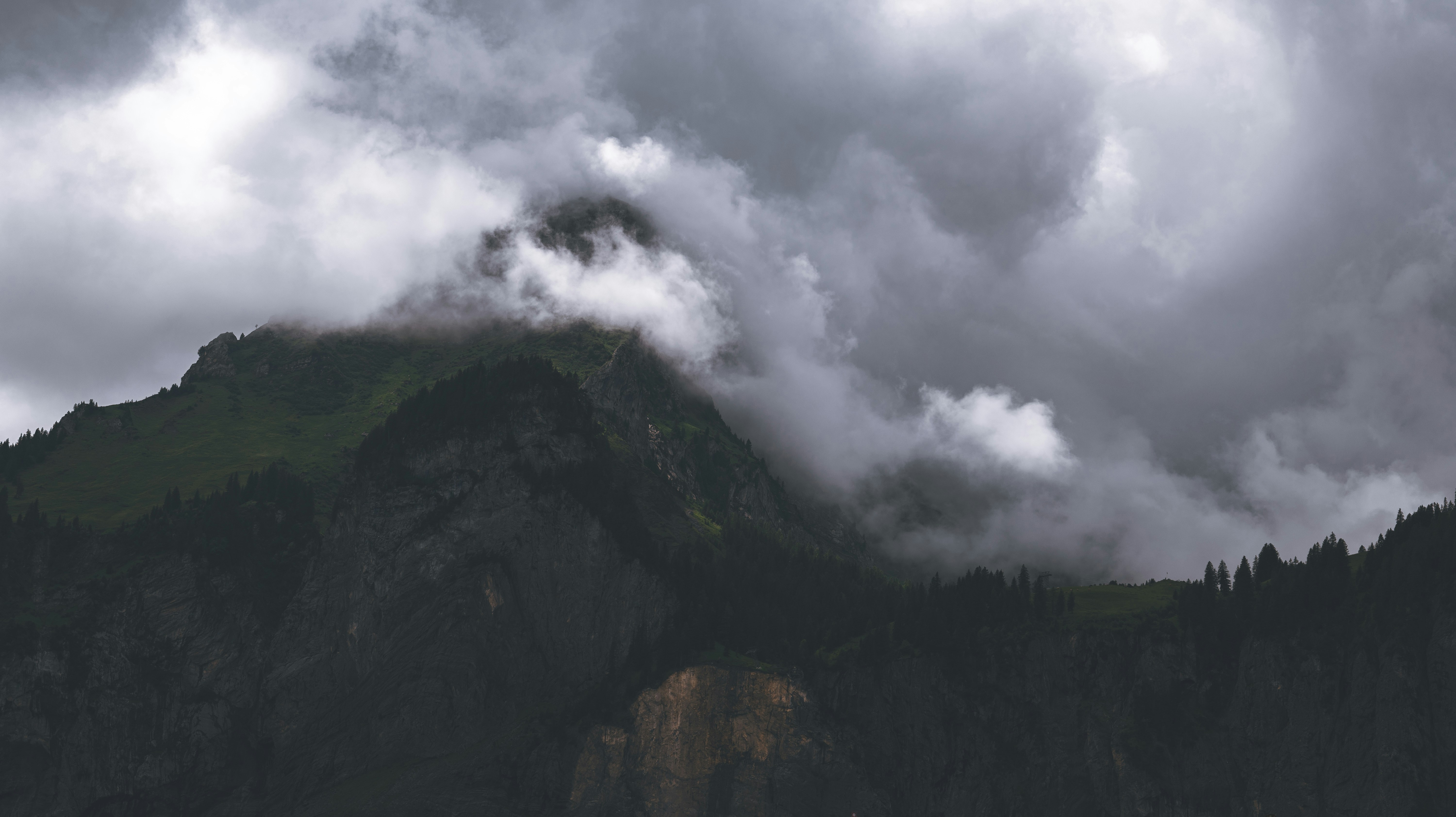 Photo by miguel_ind0