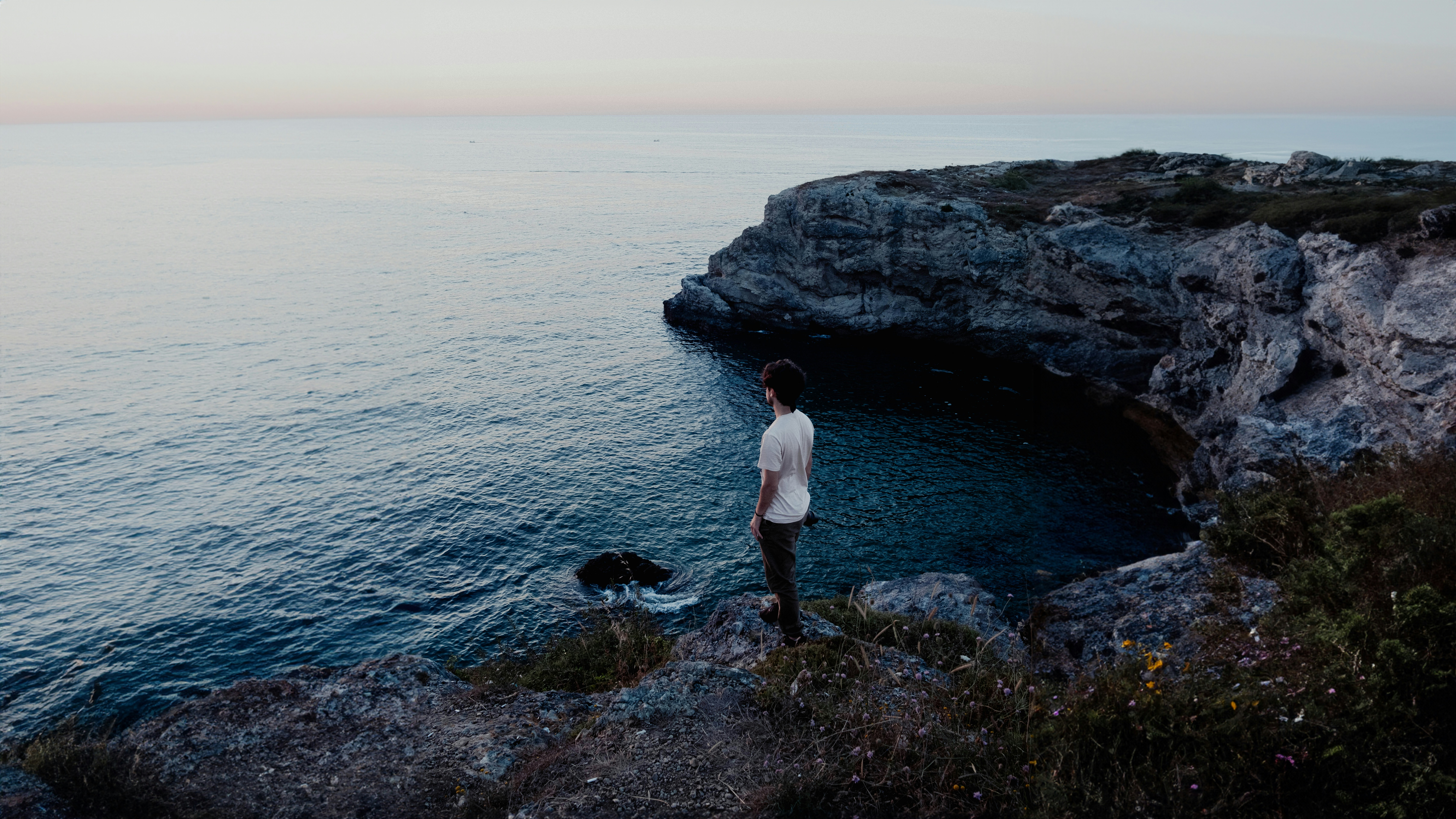 Photo by furkanelveren