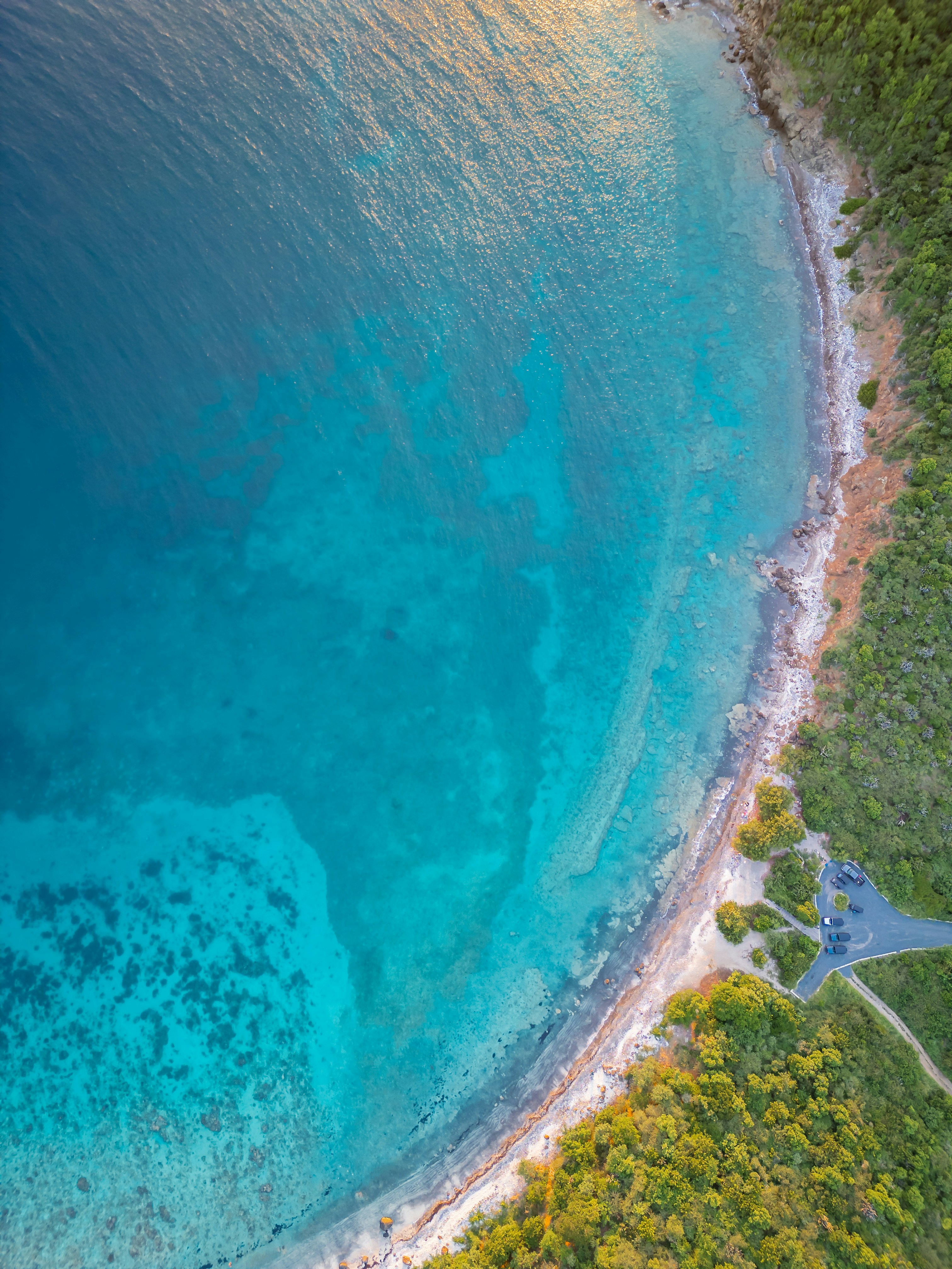 Photo by pedrocambron