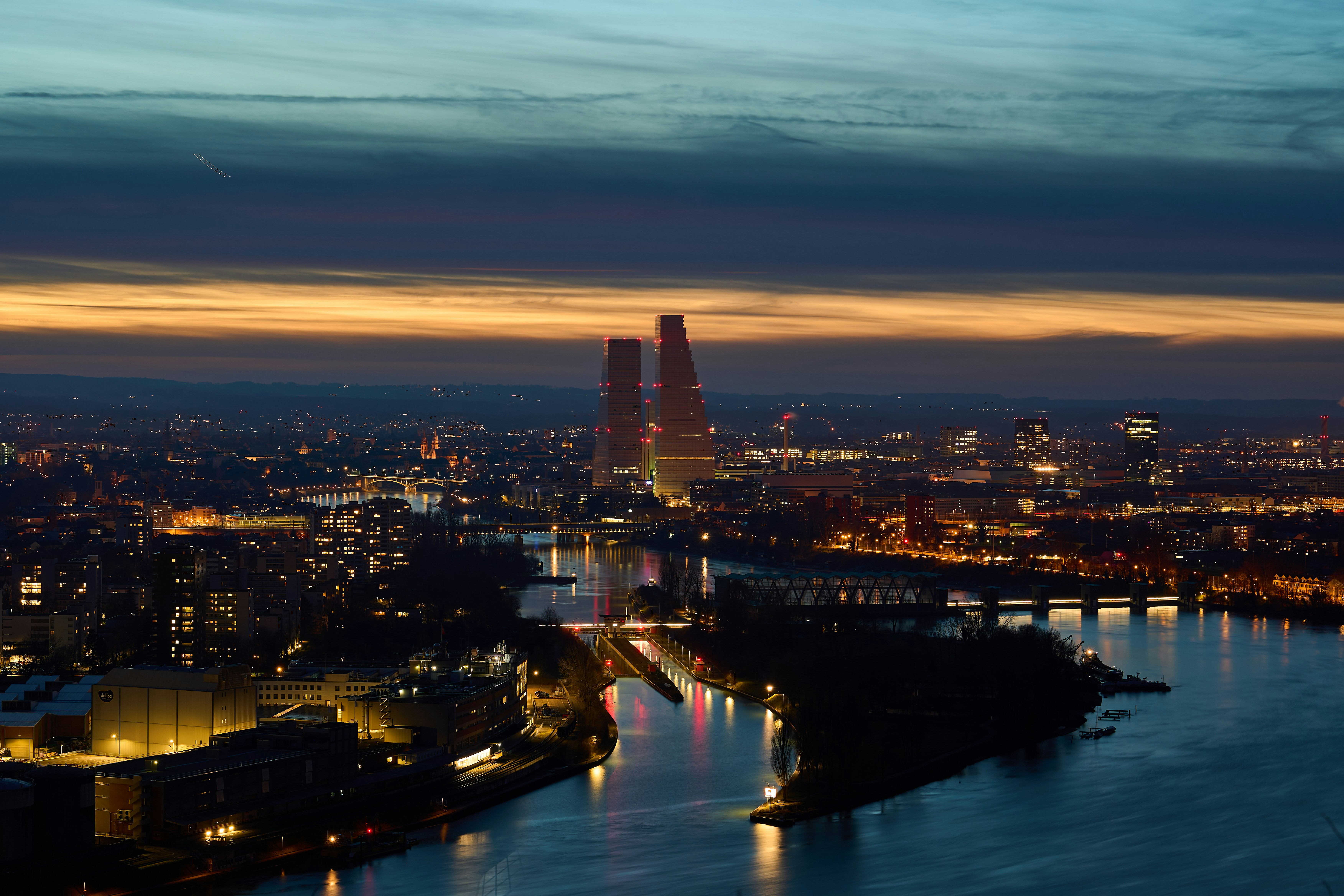 Photo by wolfgang_hasselmann