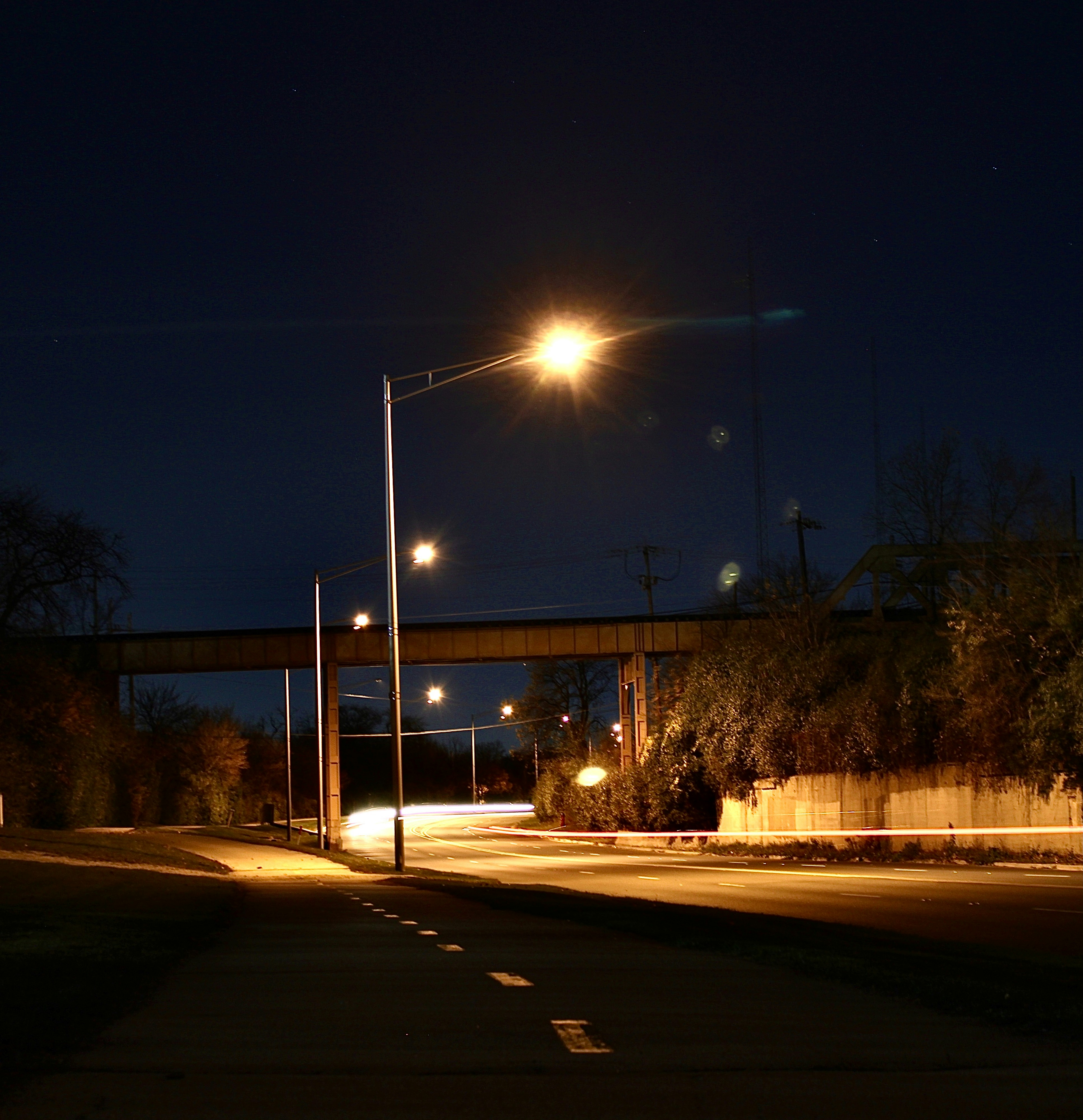 親愛的陌生人 - 我記得高中的時侯，

有一位同學很認真的想要當一位傭兵。💪