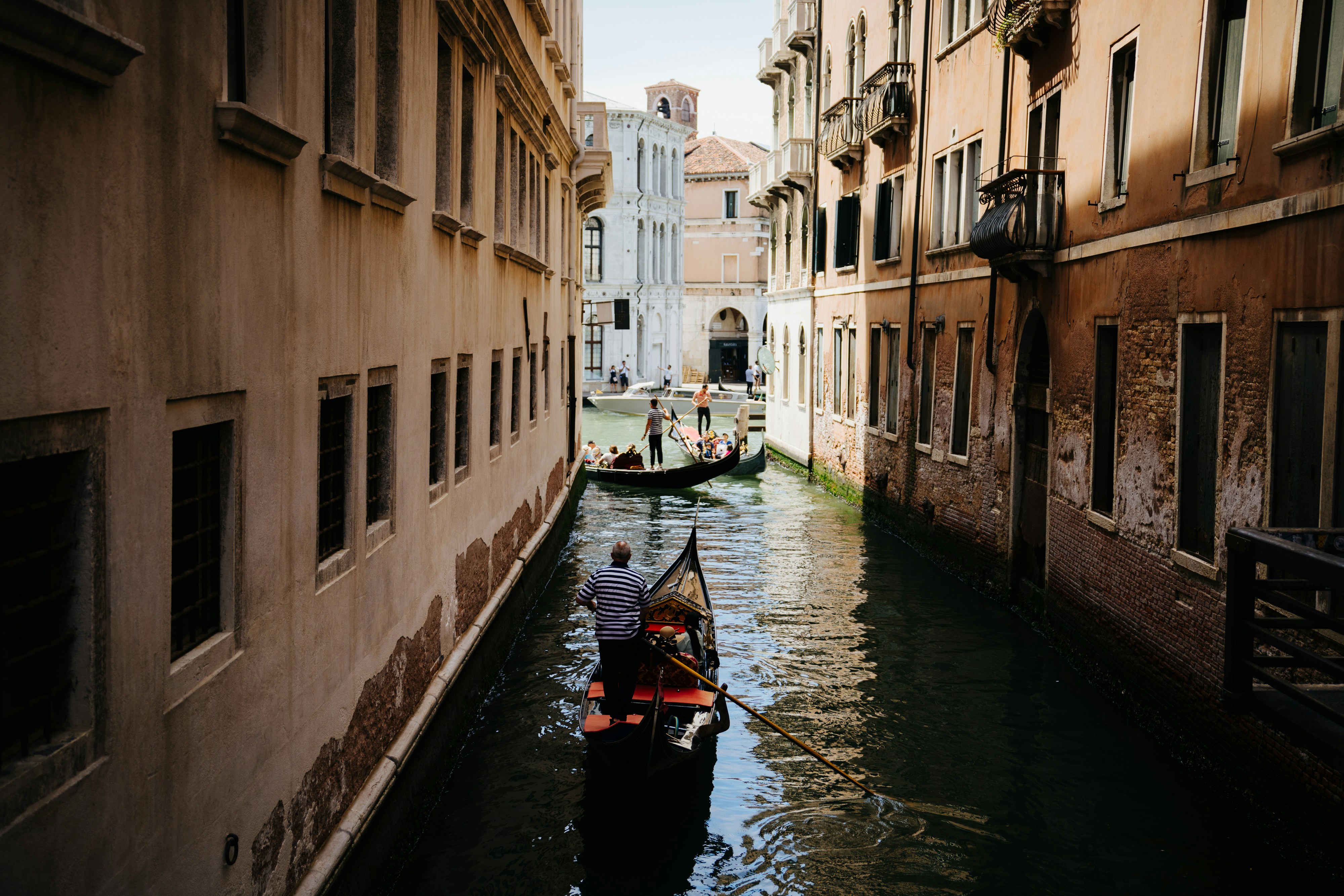 Photo by lifeof_peter_