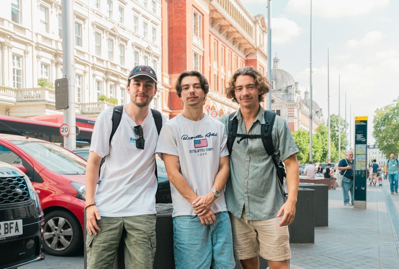 Net Worth Building Strategies for UK Young Adults in 2026