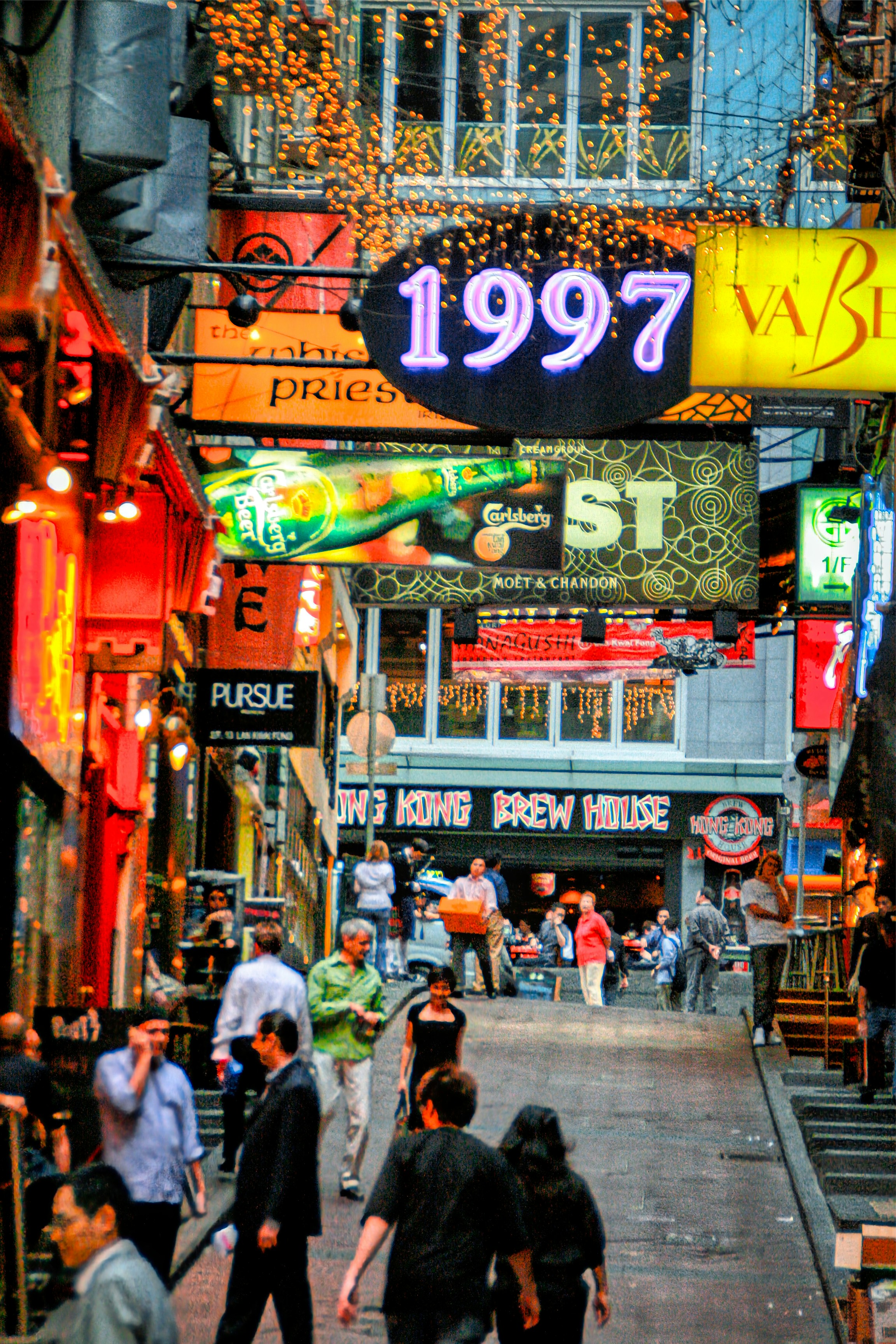 Photo by thomaskinto