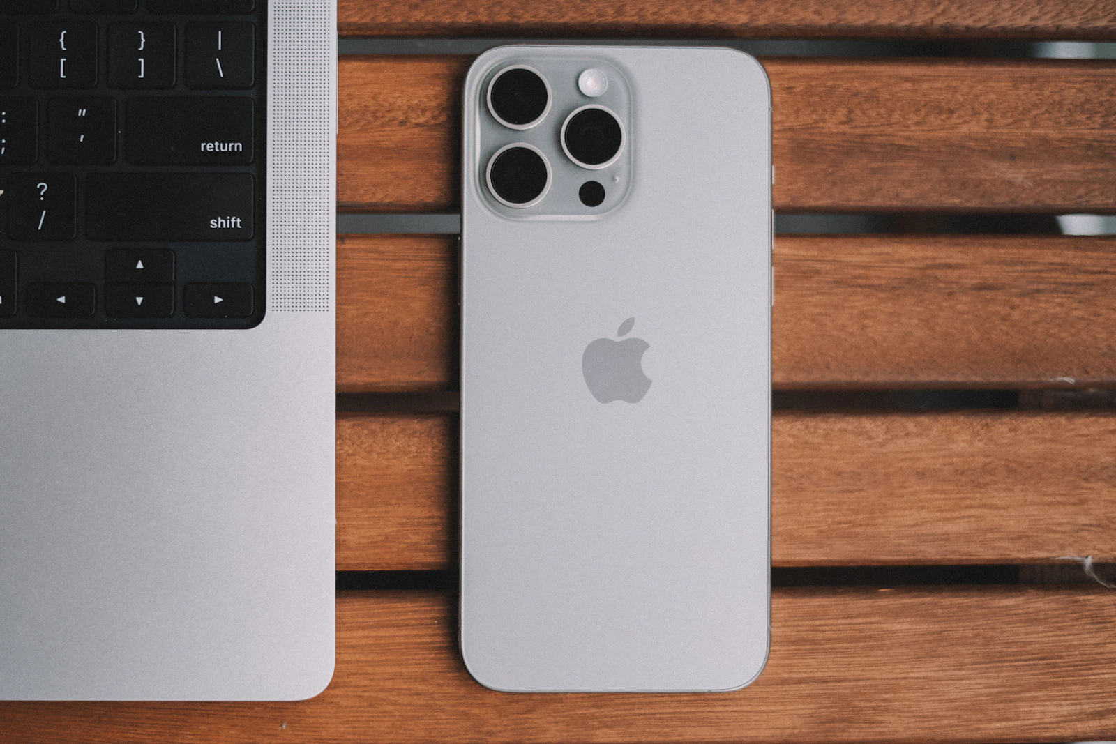 Mobile App UA vs Web Performance Marketing: Same Discipline, Different Playbook