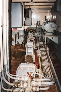 A room filled with lots of pipes and machines