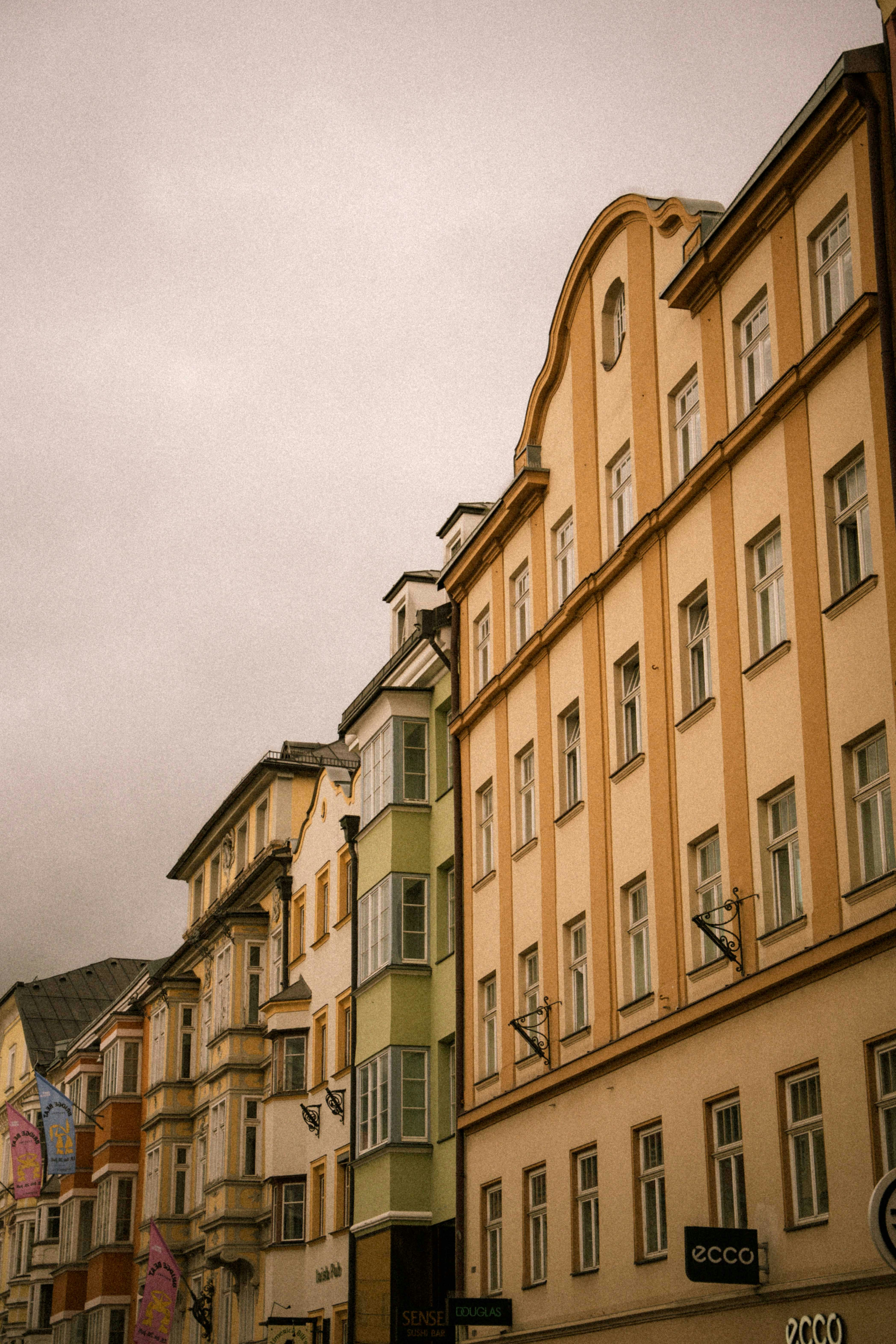 Photo by lyschneider