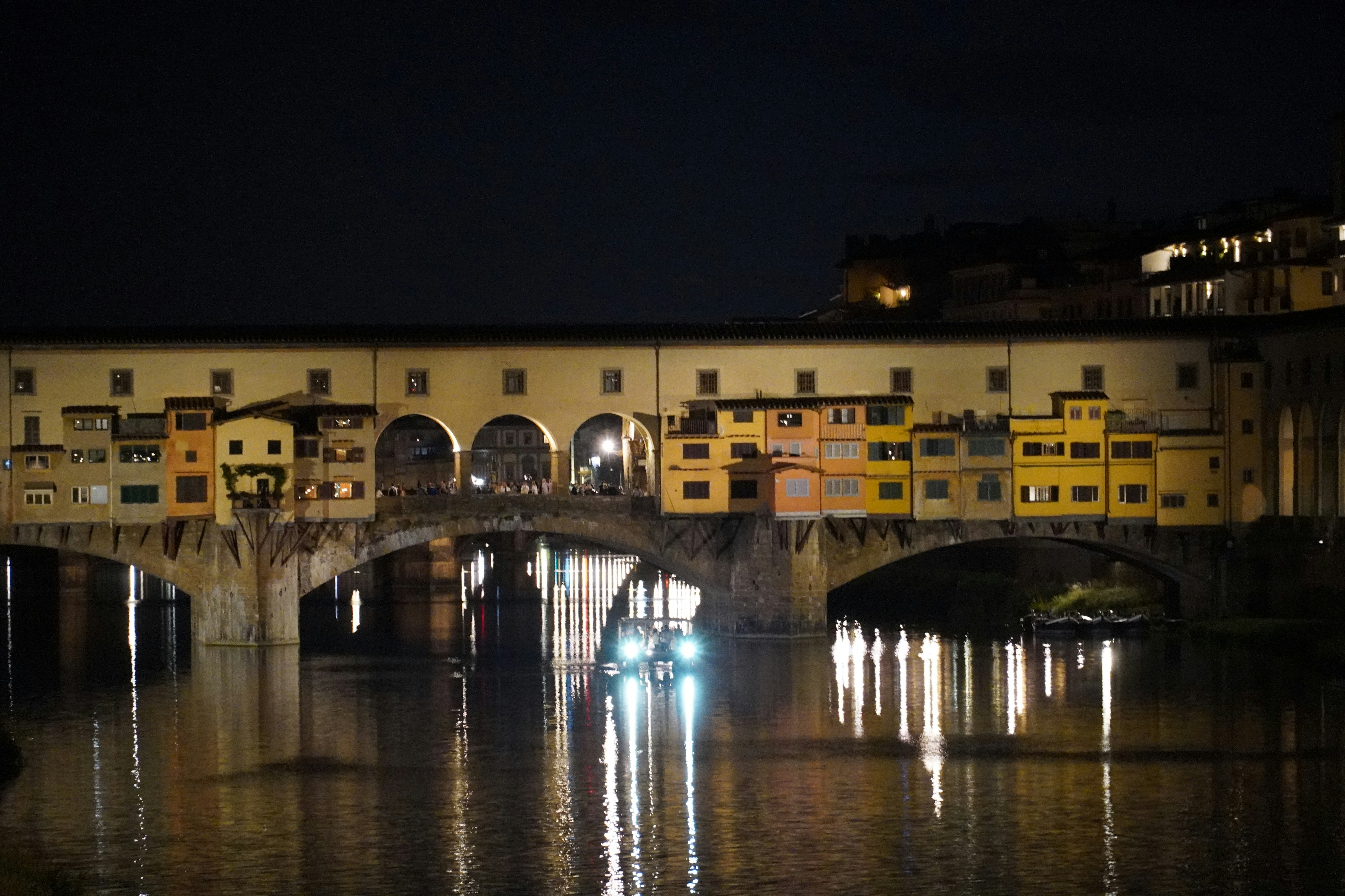 Photo by greenliustudio