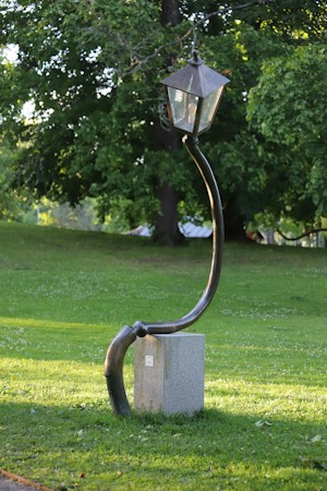 Lamp post along a park path, showing the kind of trail lighting planned along the I-215 Northern Beltway Trail in North Las Vegas