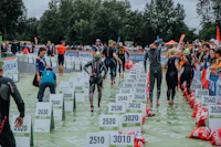 Départ natation triathlon
