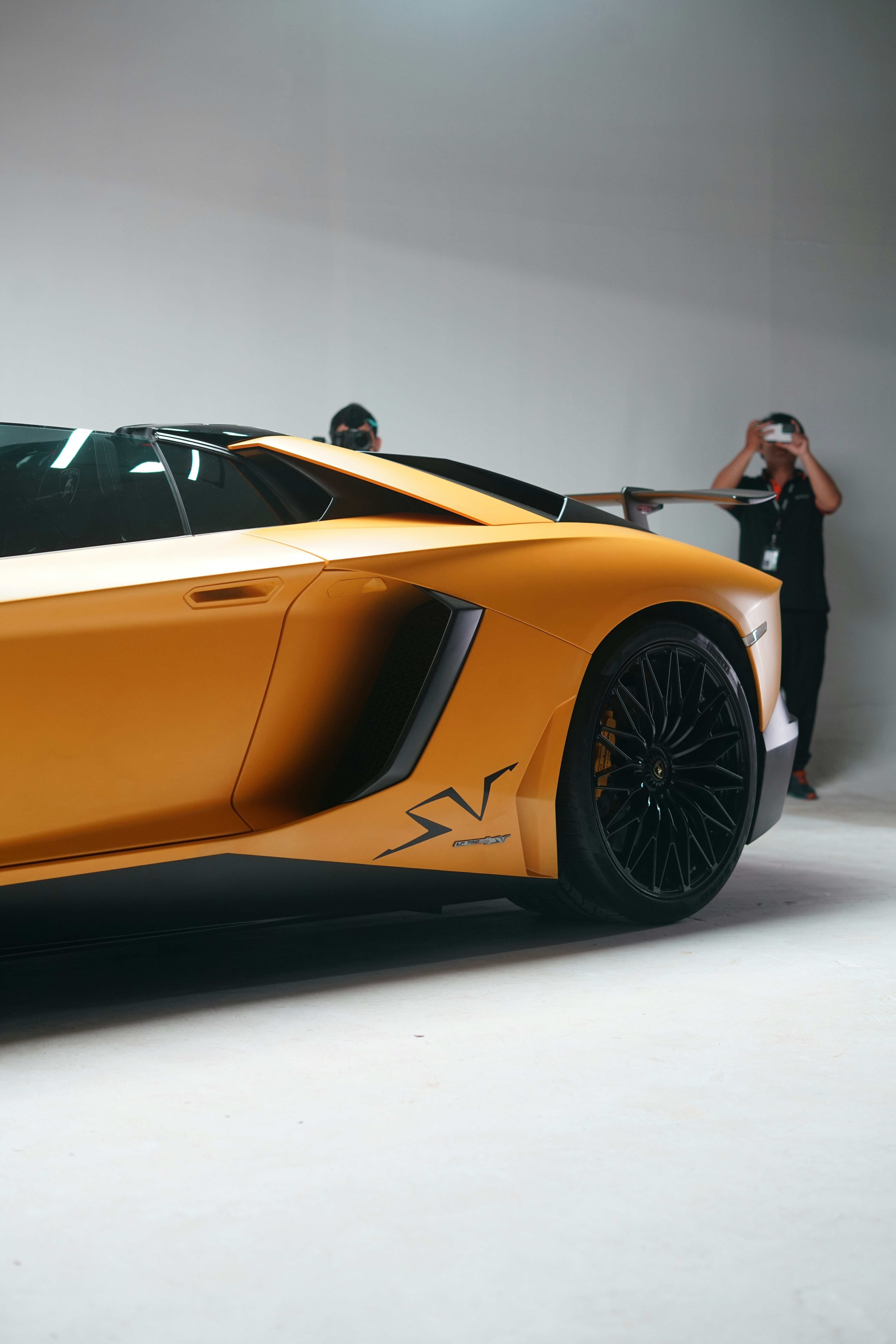 Photo by badcover_corp