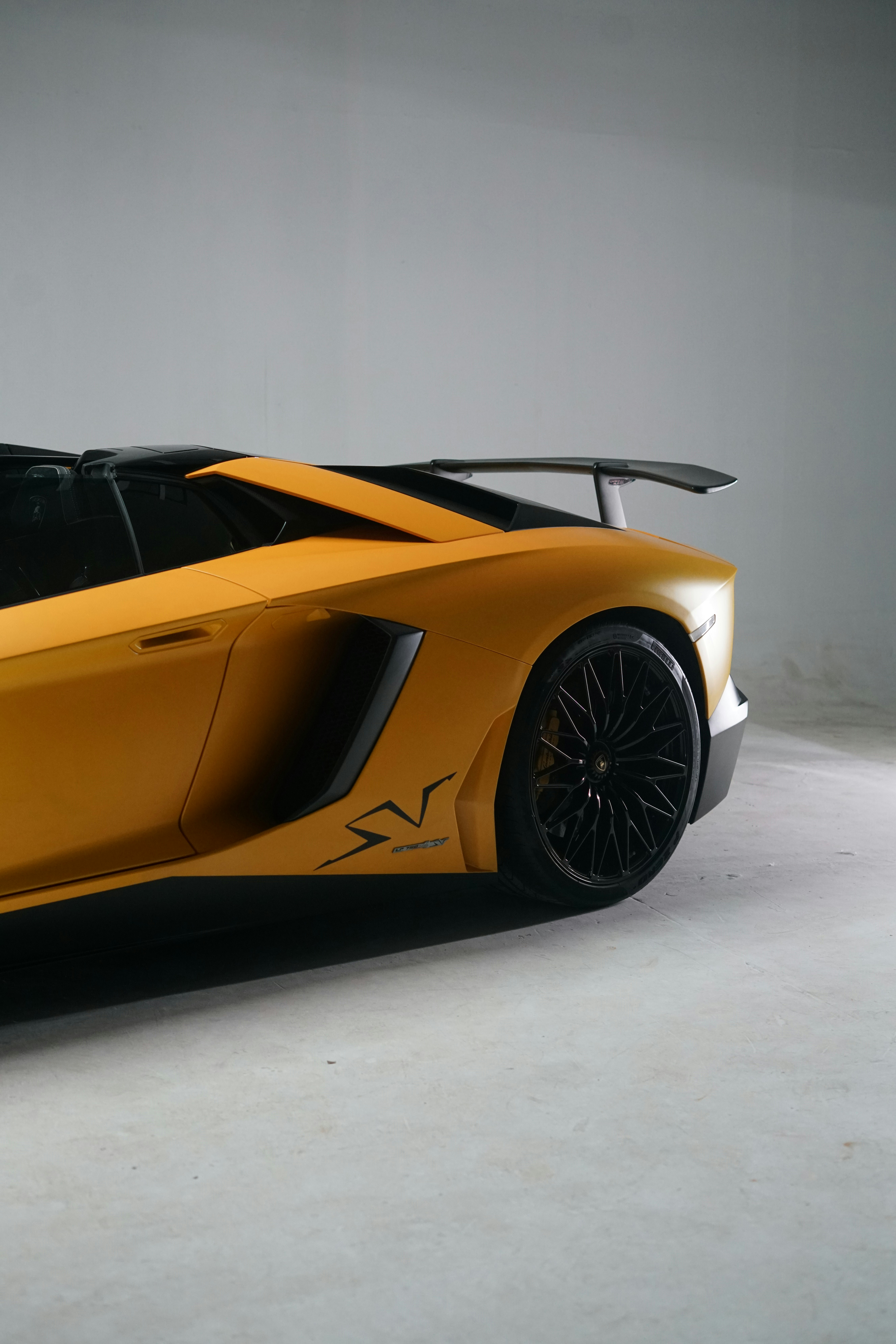 Photo by badcover_corp