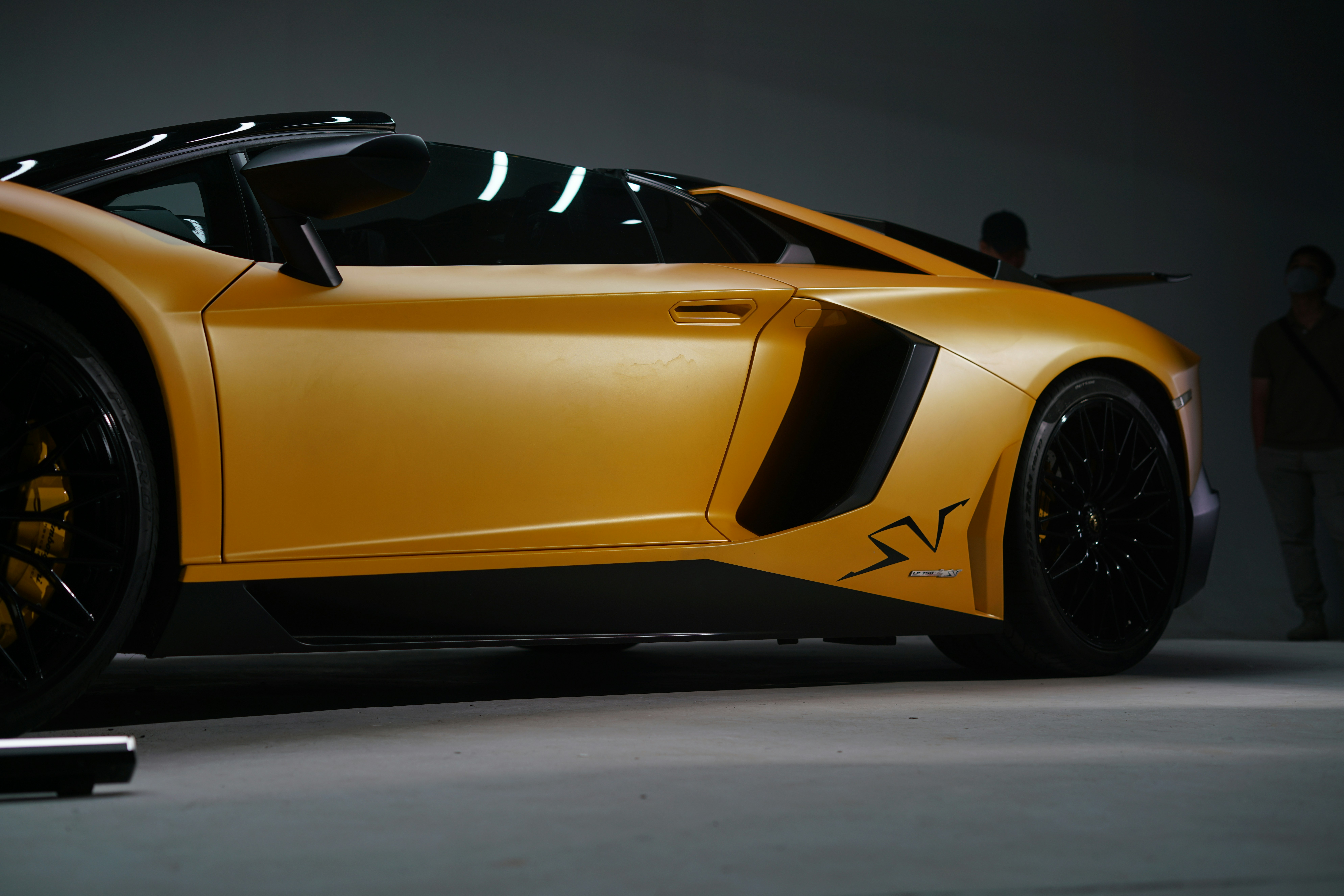 Photo by badcover_corp