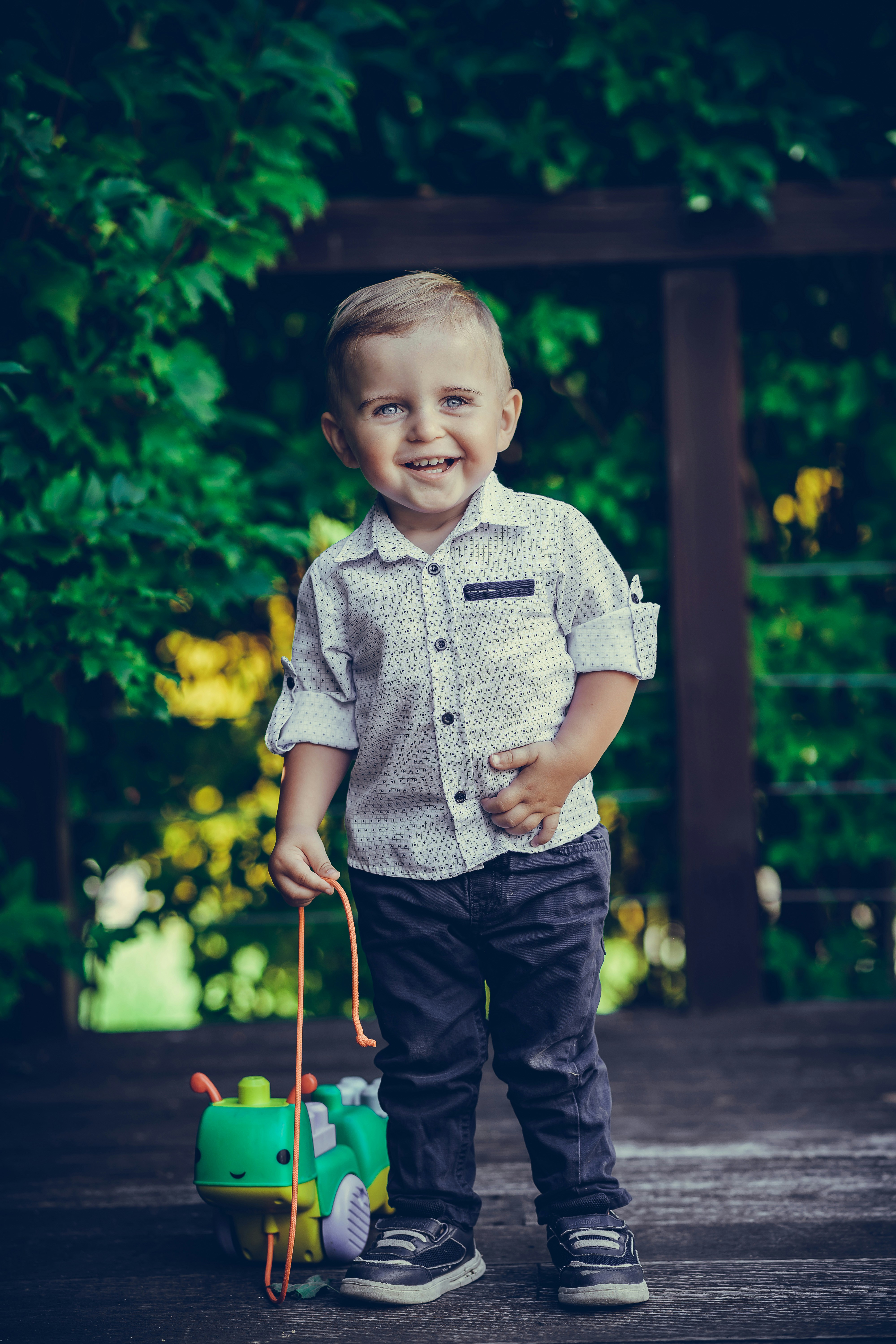 Photo by lukasparnican