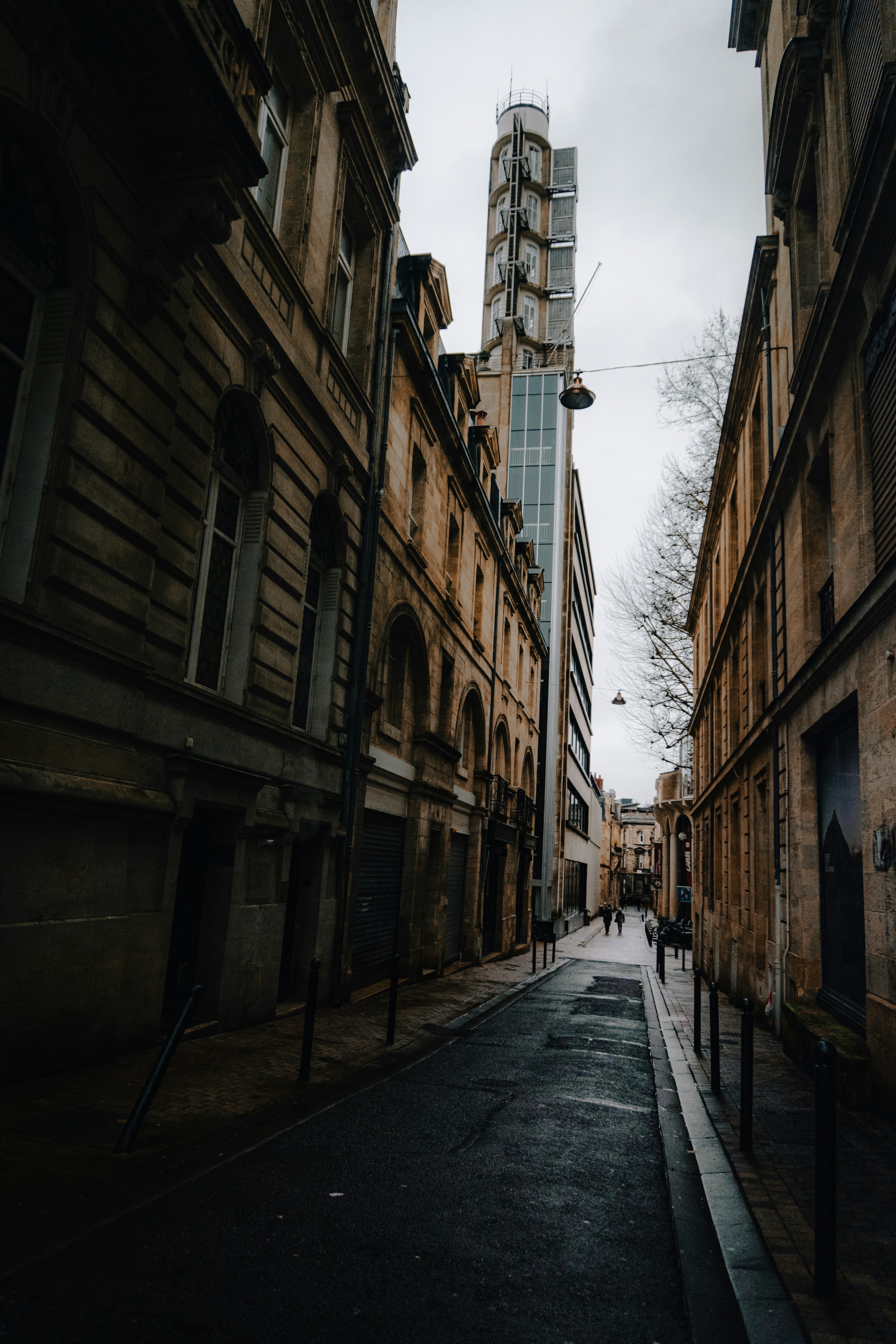 french country wallpaper, wallpaper, French Country Wallpaper: Elevate Your Laundry Room 6