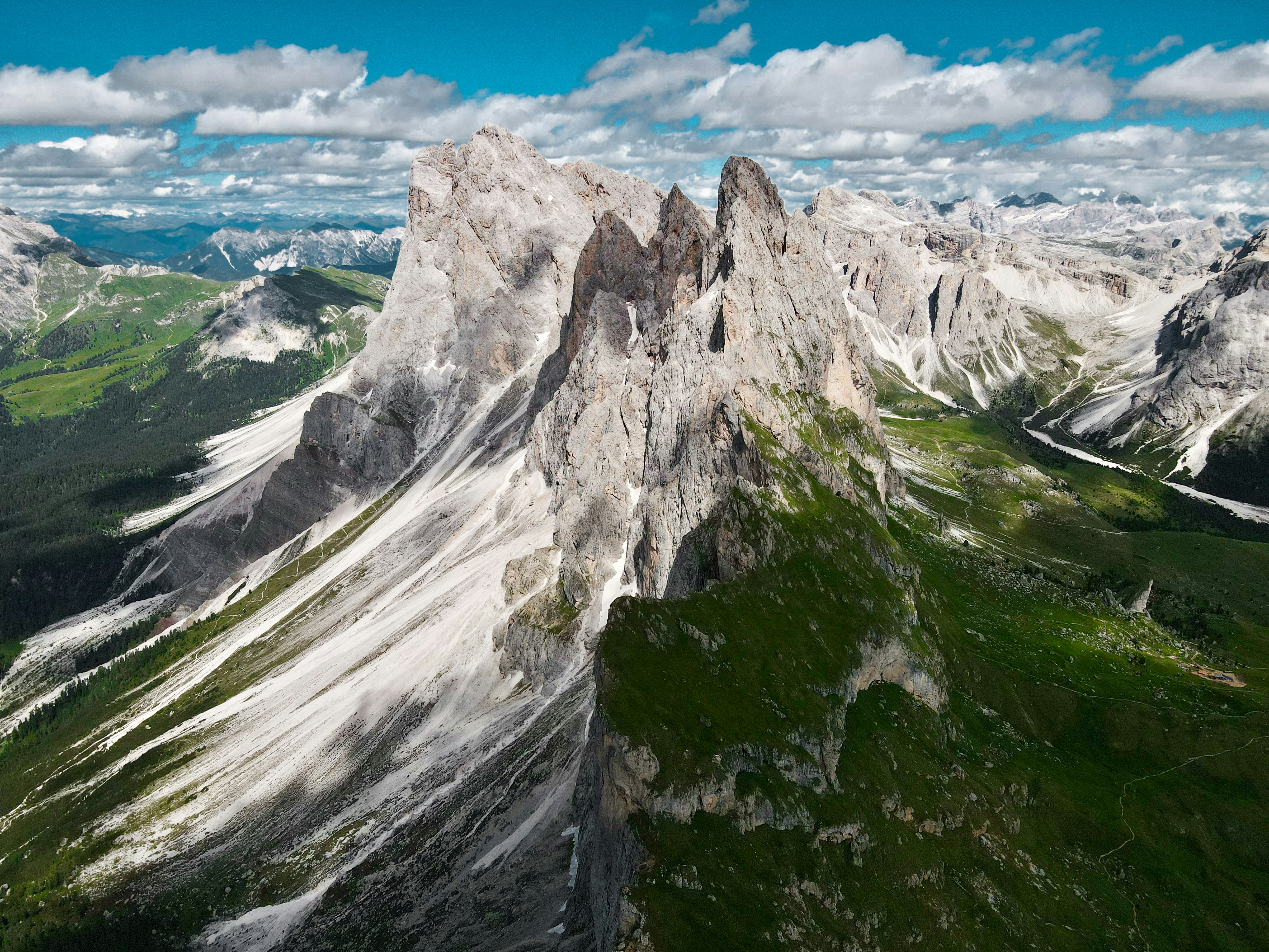 Photo by michaelarimakova