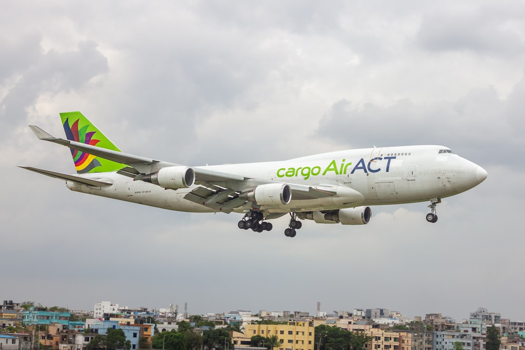 Vận chuyển hàng không